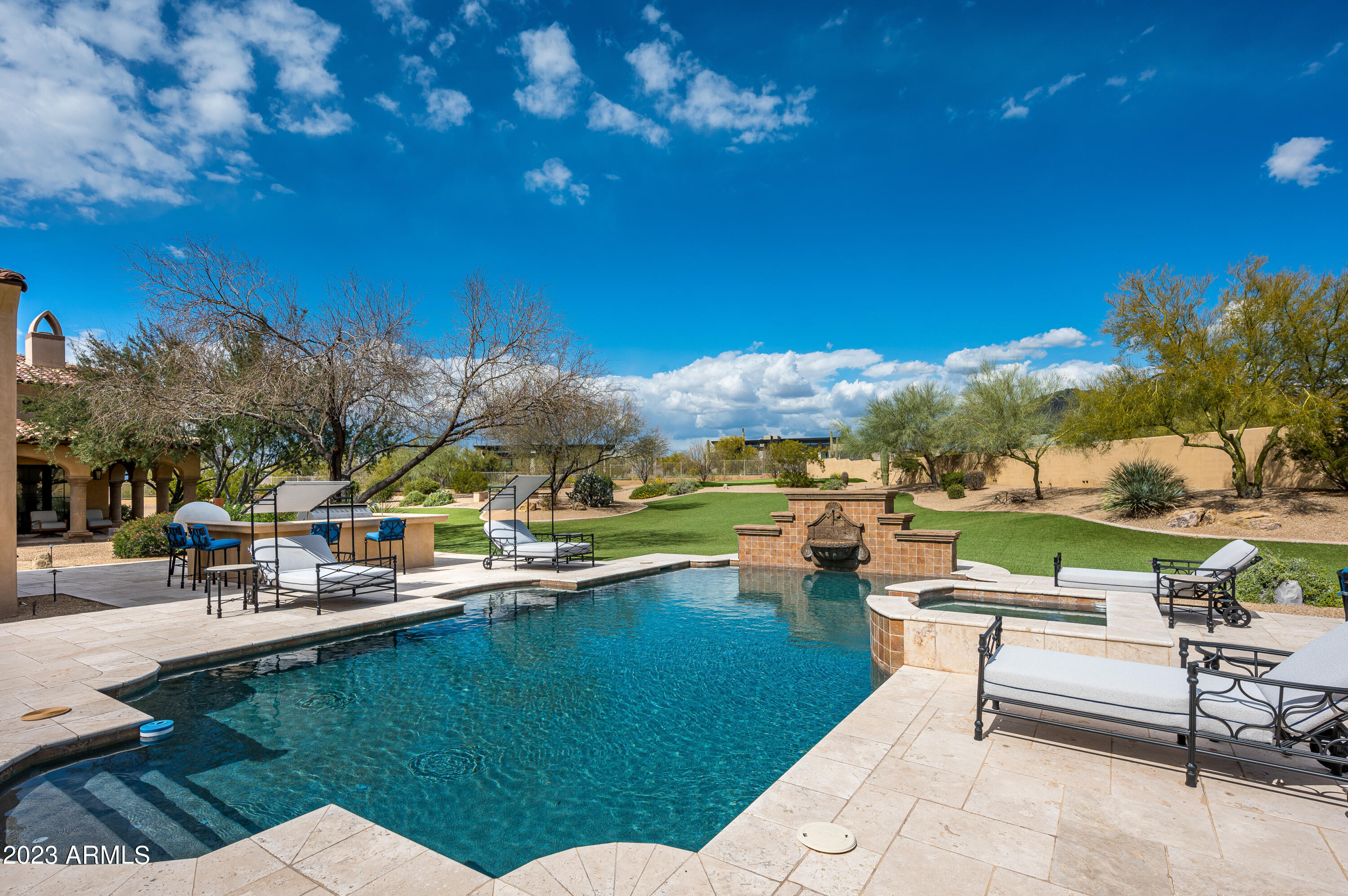 PRADO ESTATES - Residential