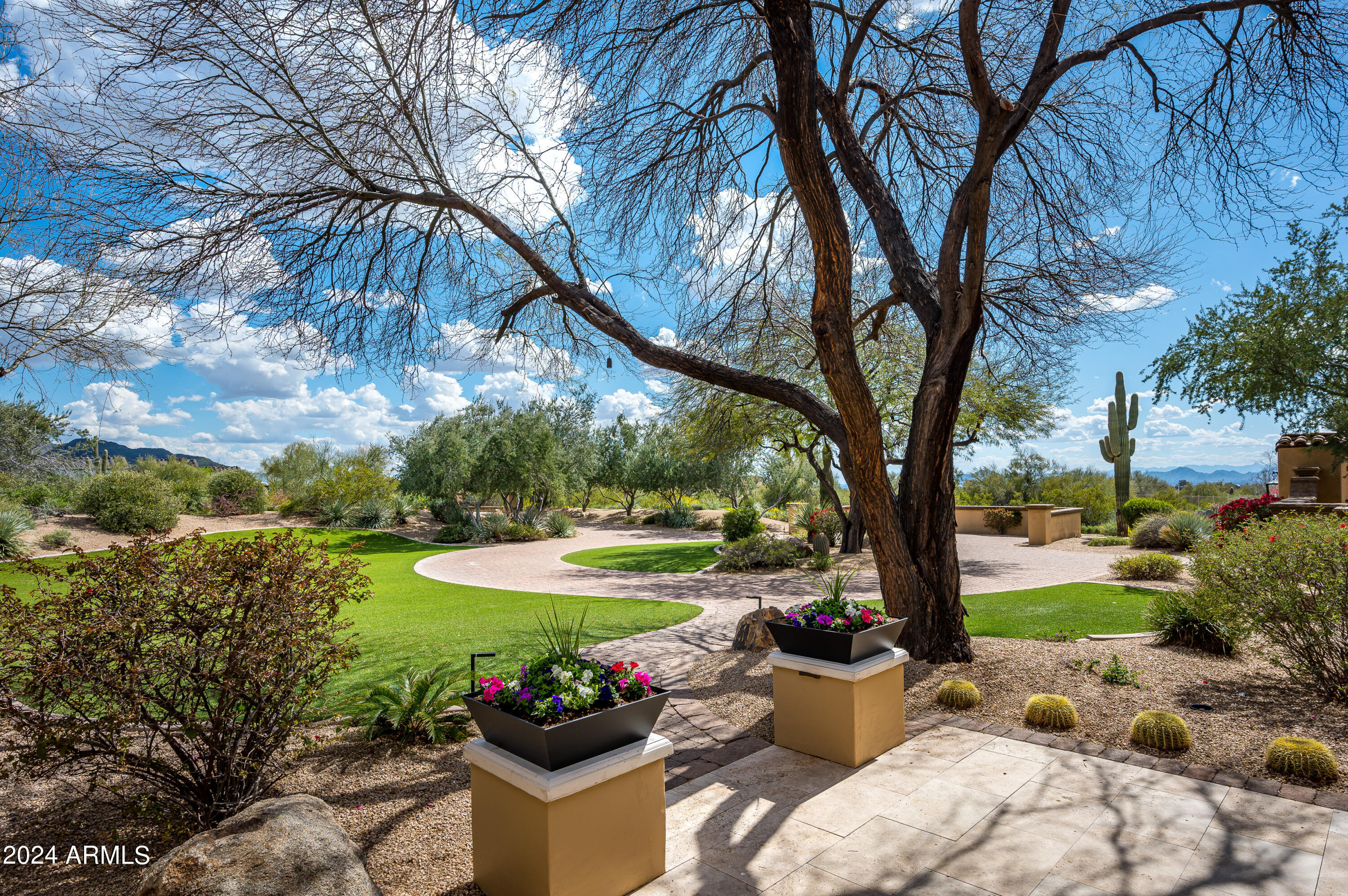 PRADO ESTATES - Residential