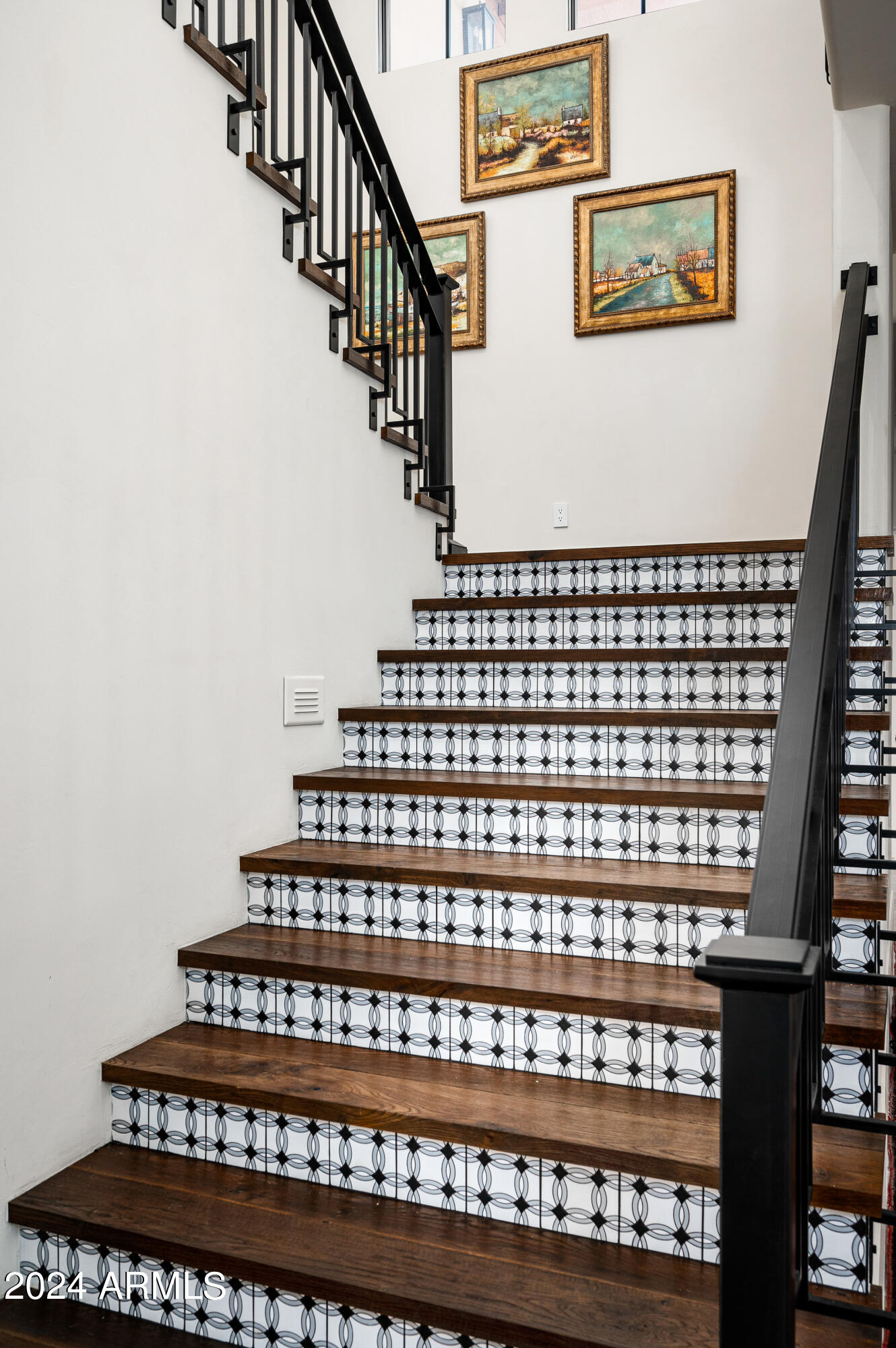 PRADO ESTATES - Residential