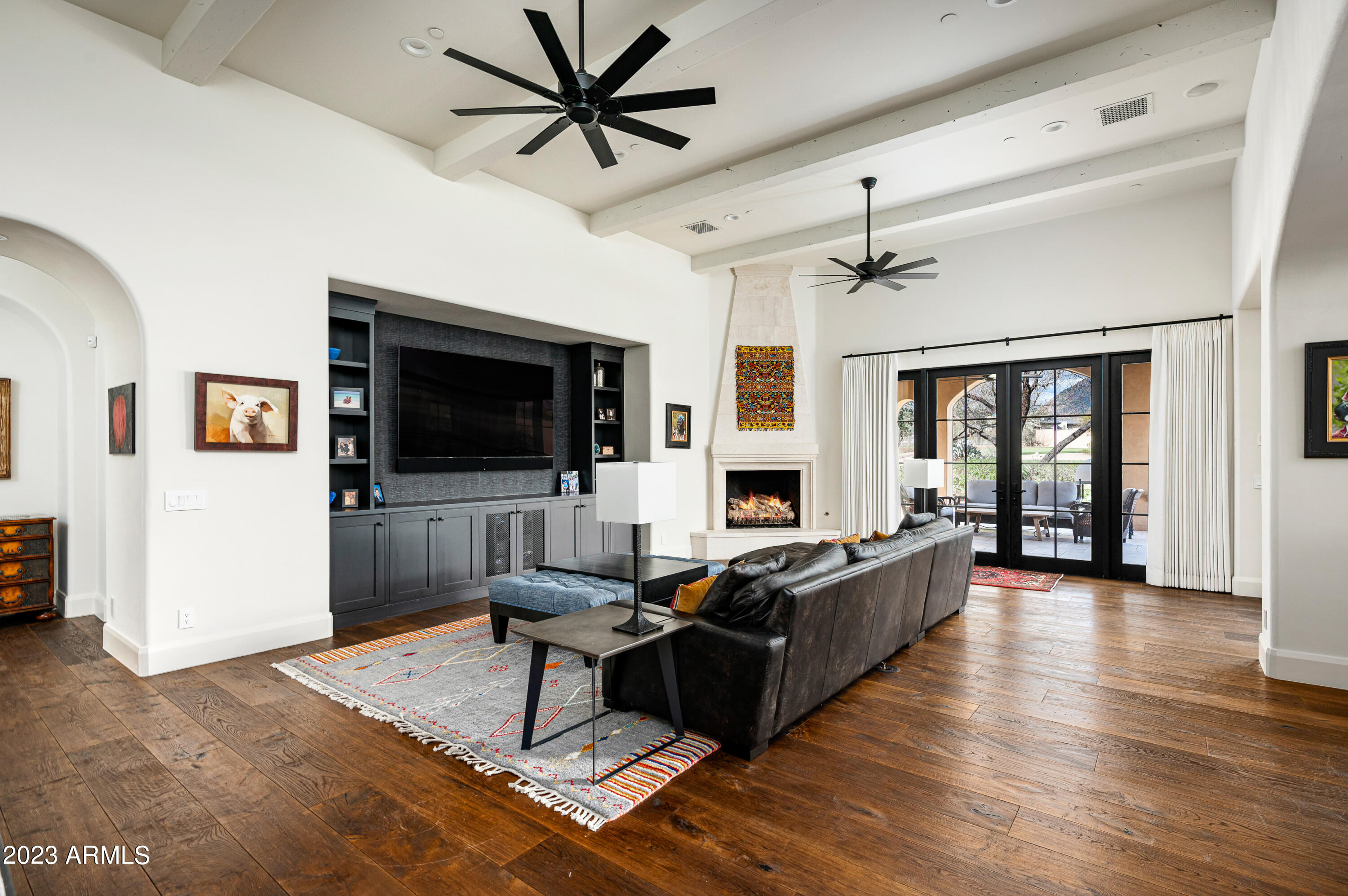 PRADO ESTATES - Residential