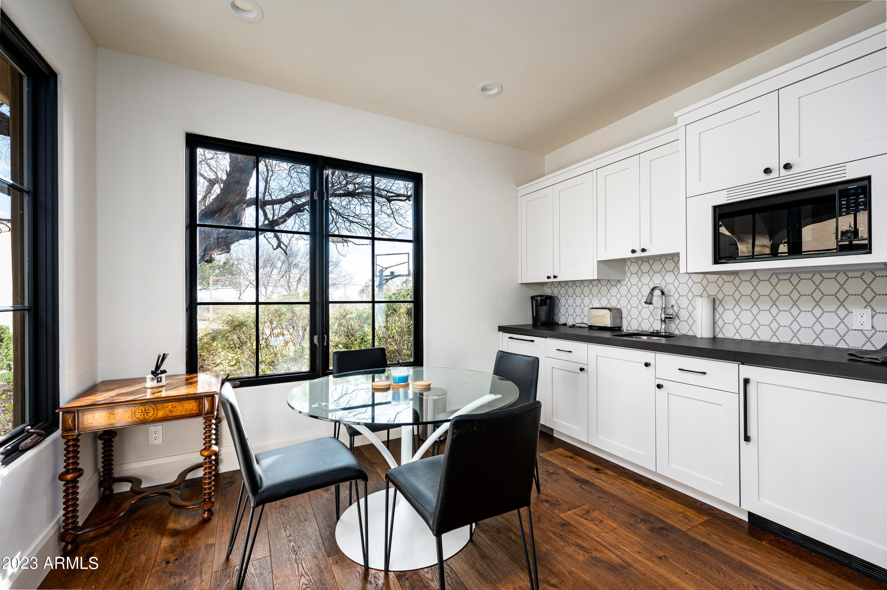 PRADO ESTATES - Residential
