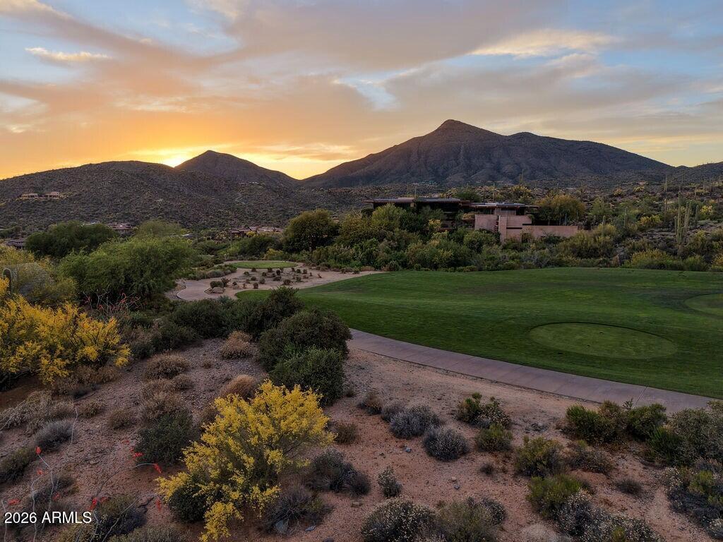 DESERT MOUNTAIN - Land