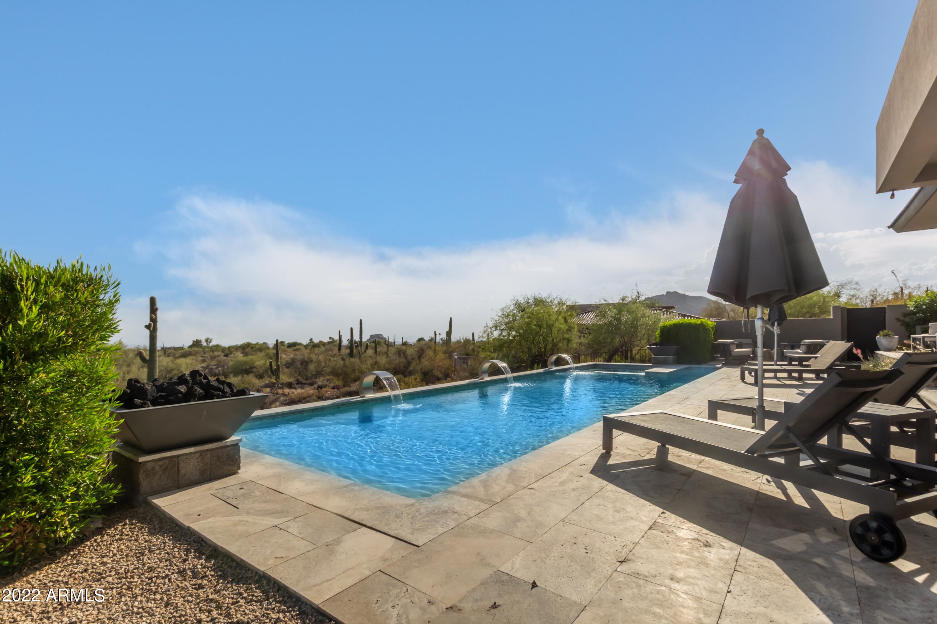 Tecolote Montana - Residential