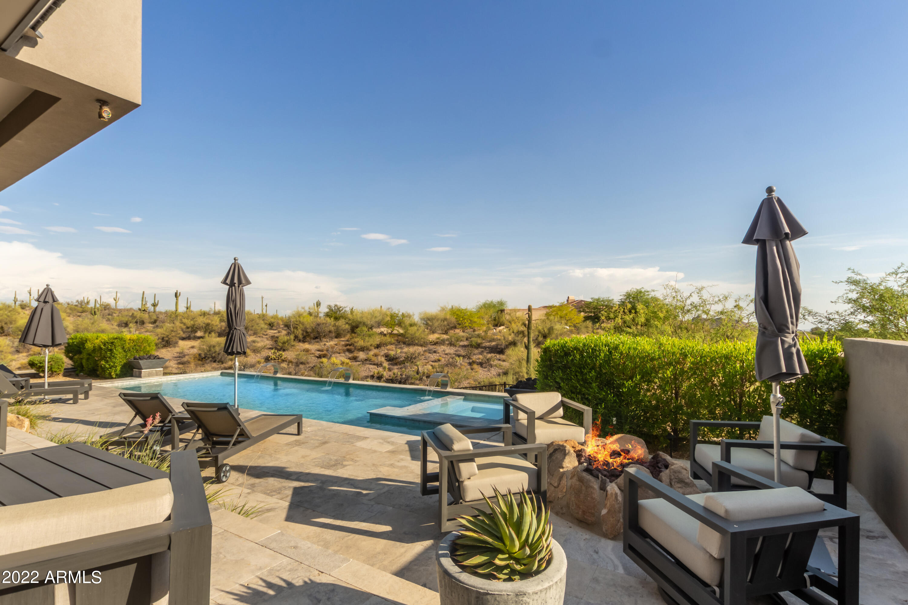 Tecolote Montana - Residential