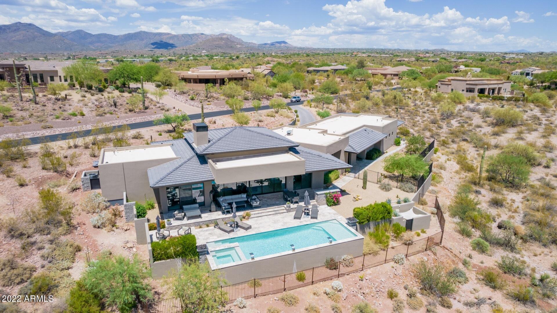 Tecolote Montana - Residential