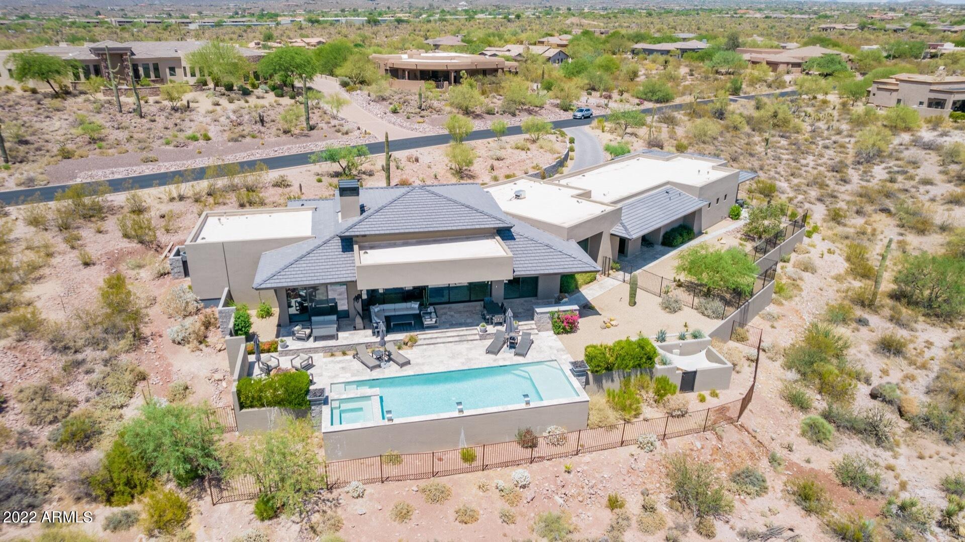 Tecolote Montana - Residential