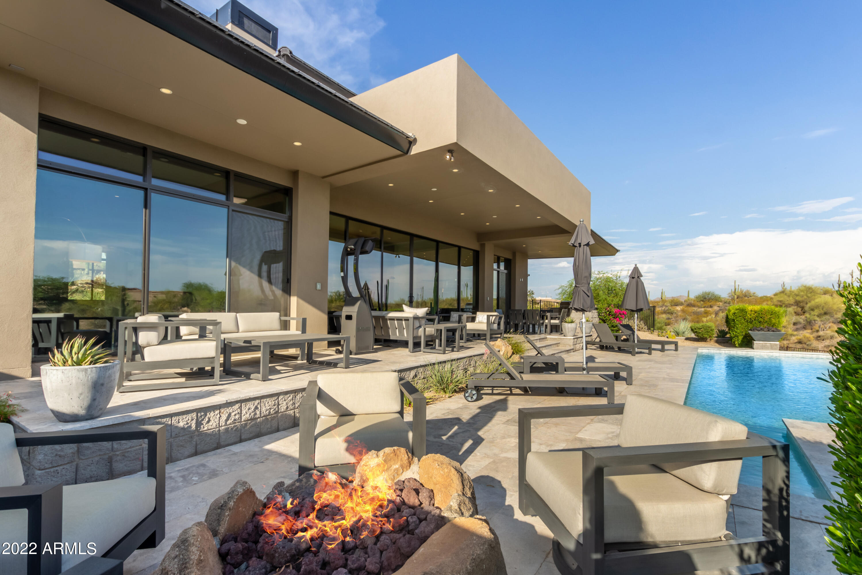 Tecolote Montana - Residential