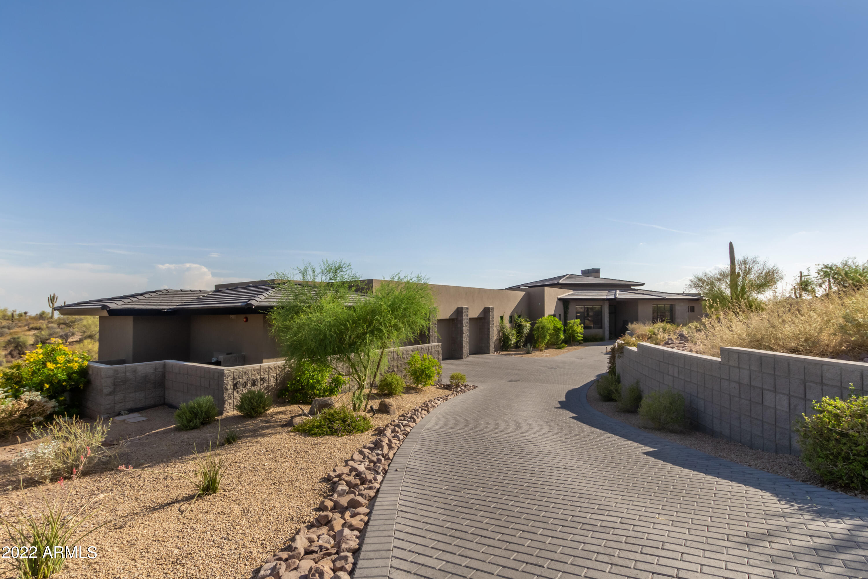 Tecolote Montana - Residential