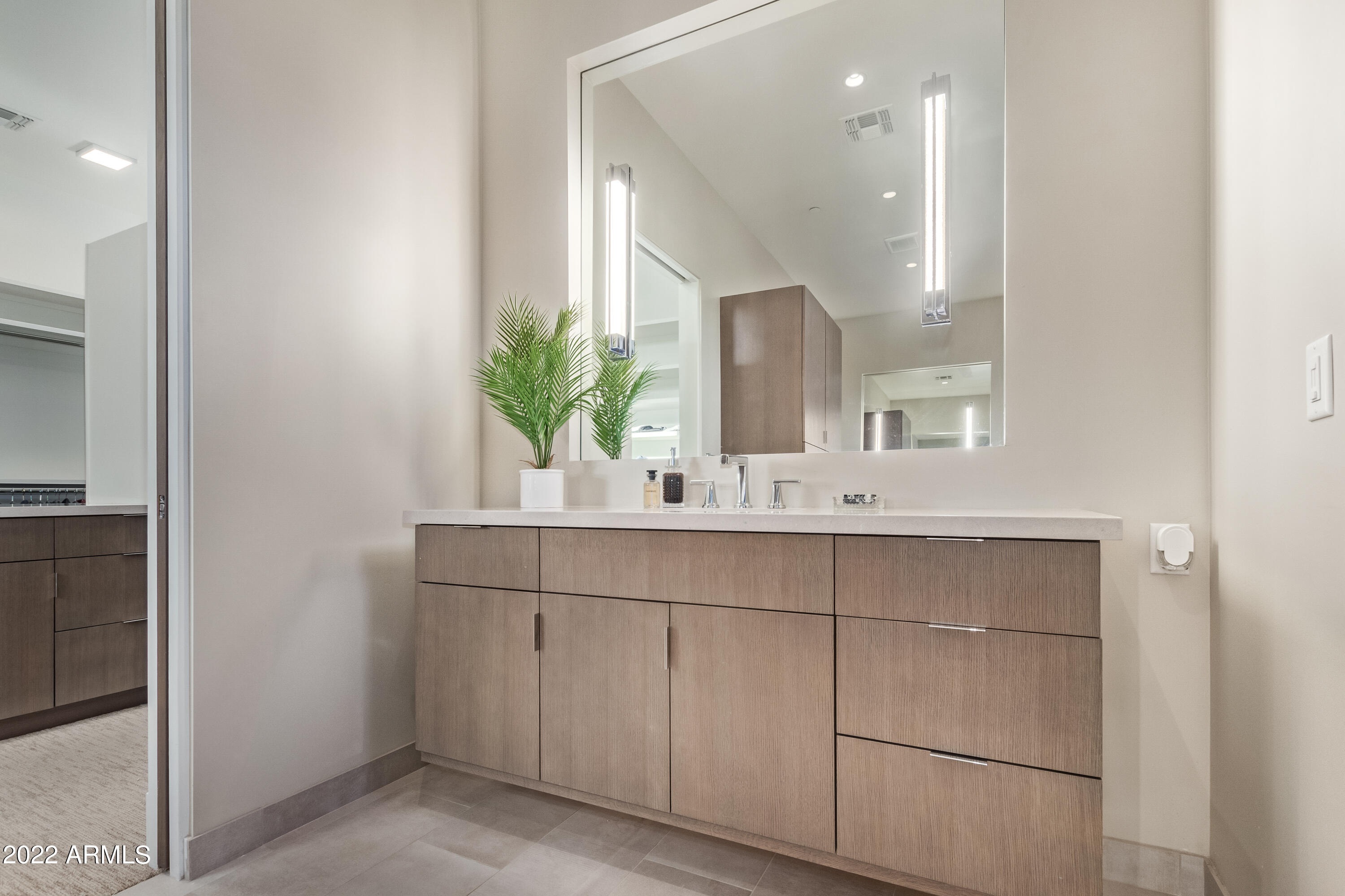 Tecolote Montana - Residential