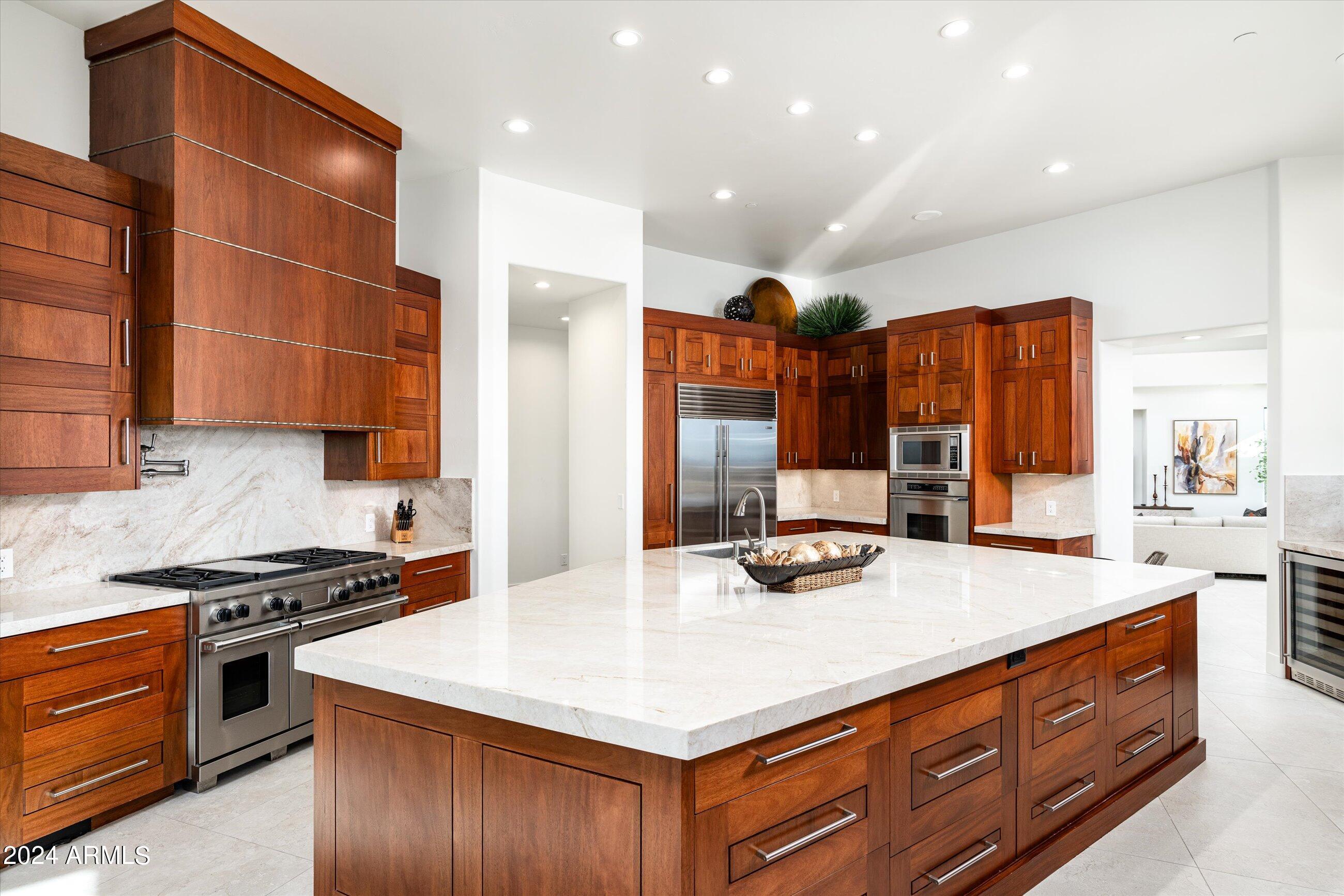 DESERT MOUNTAIN - Residential