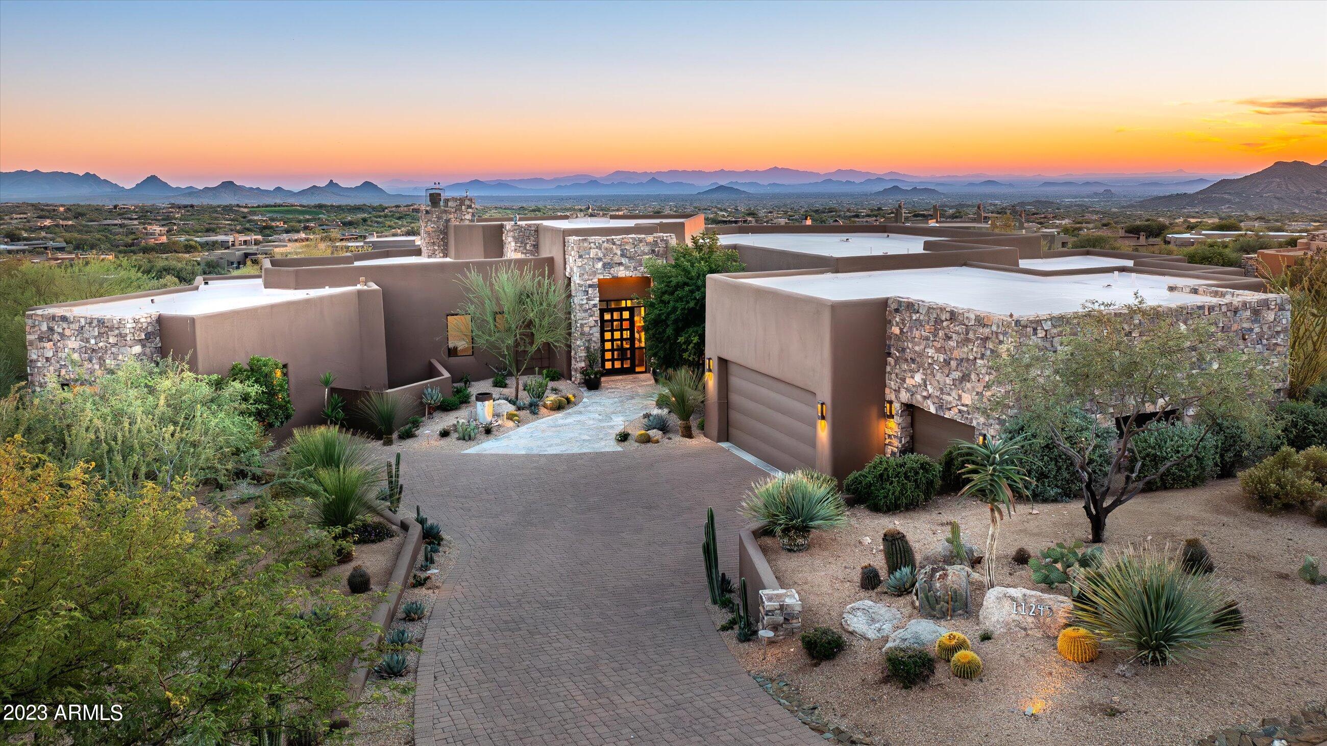 DESERT MOUNTAIN - Residential