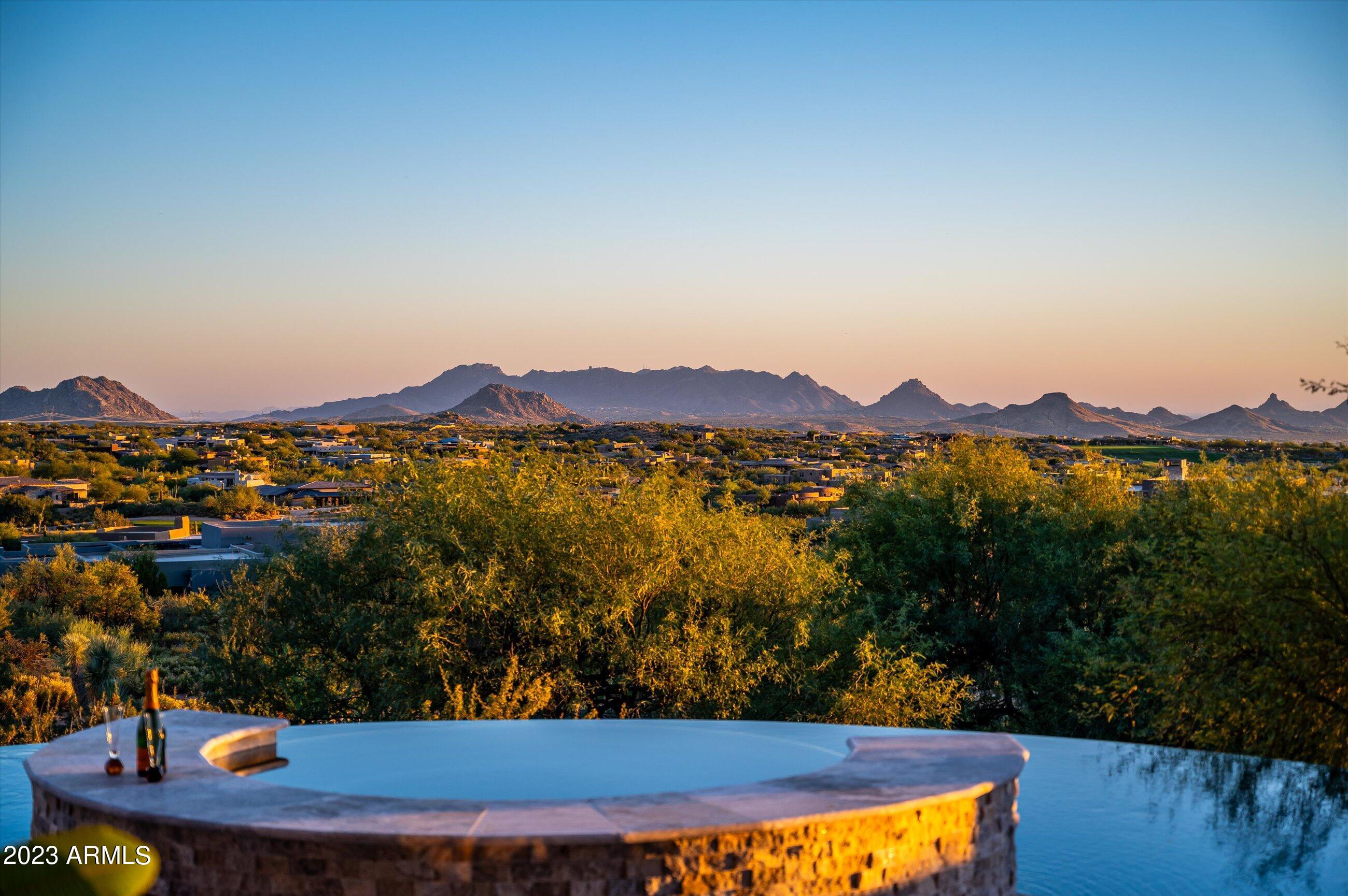 DESERT MOUNTAIN - Residential