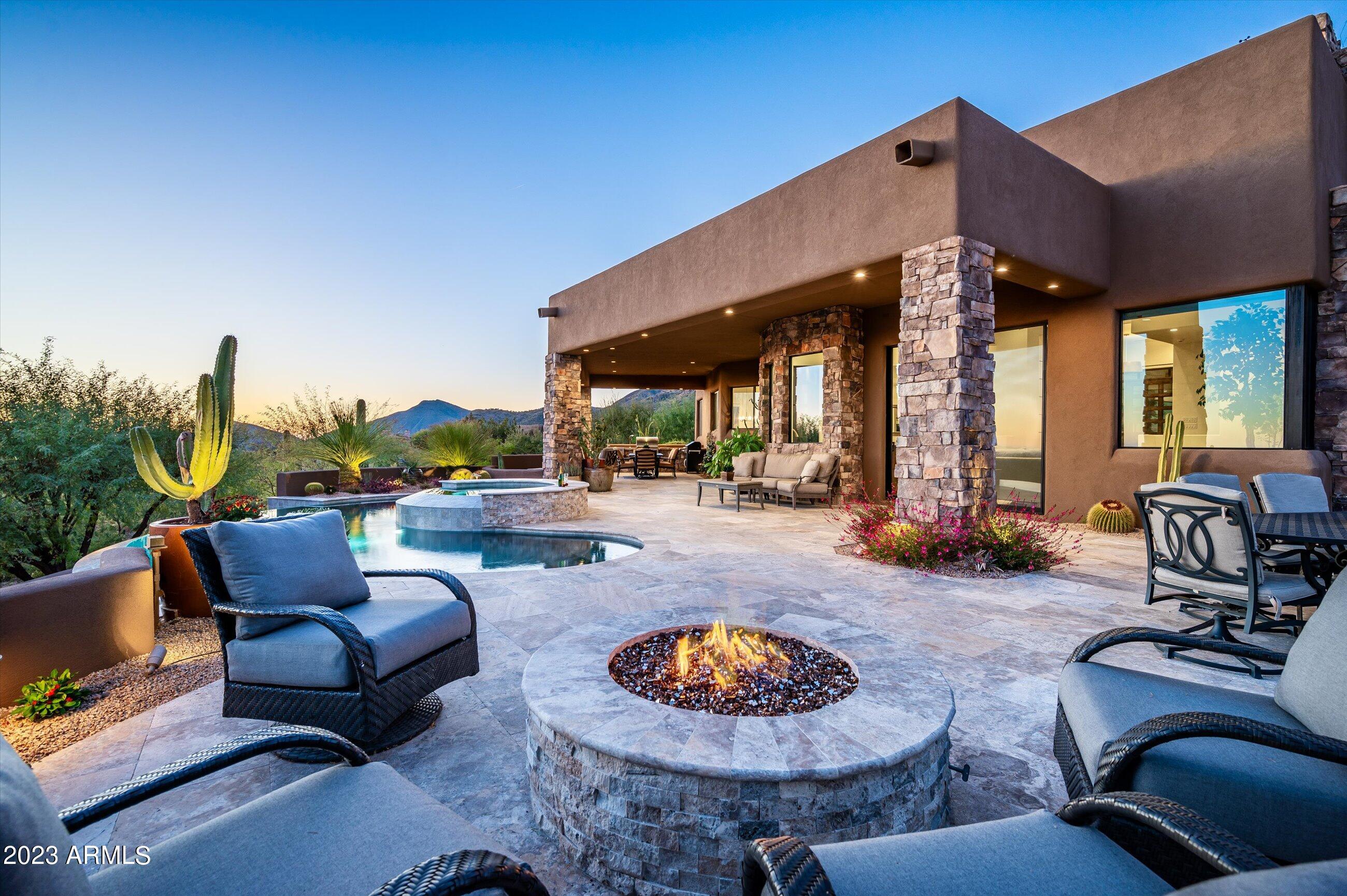 DESERT MOUNTAIN - Residential