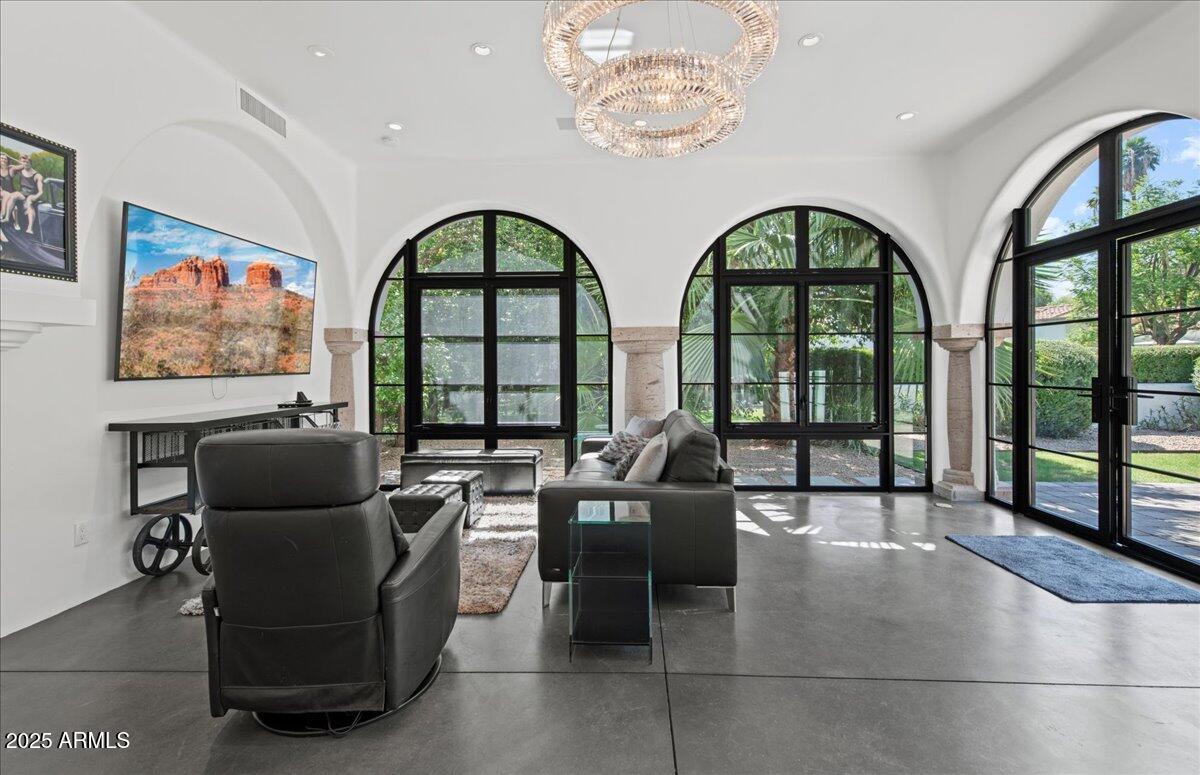 EAST BARTLETT ESTATES - Residential