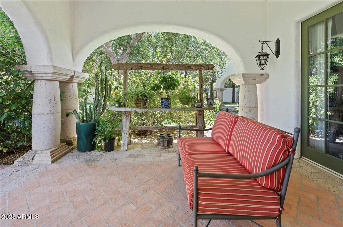 EAST BARTLETT ESTATES - Residential