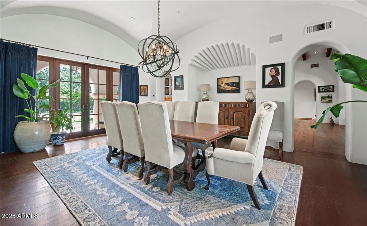 EAST BARTLETT ESTATES - Residential