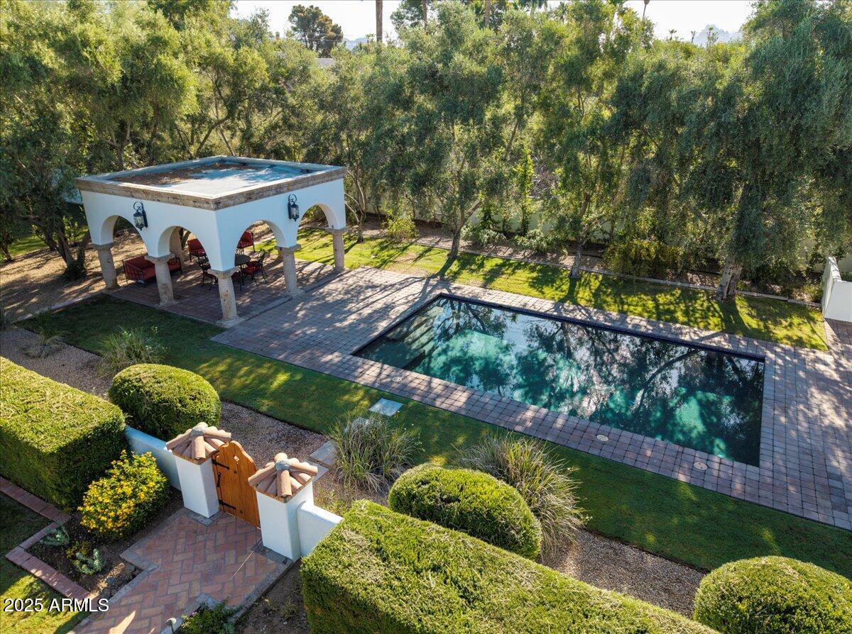 EAST BARTLETT ESTATES - Residential