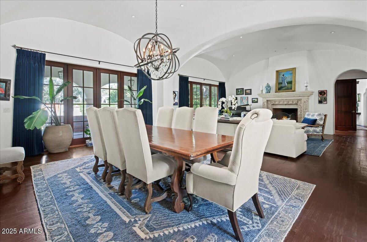 EAST BARTLETT ESTATES - Residential