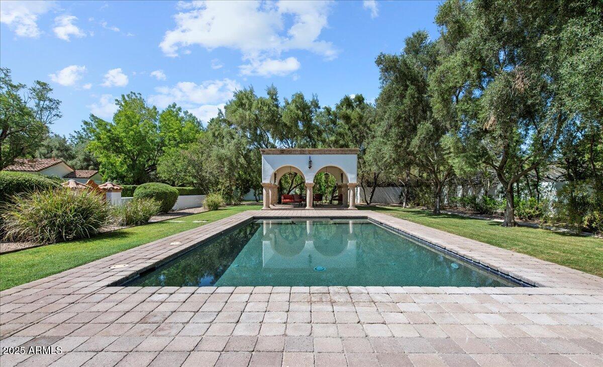 EAST BARTLETT ESTATES - Residential