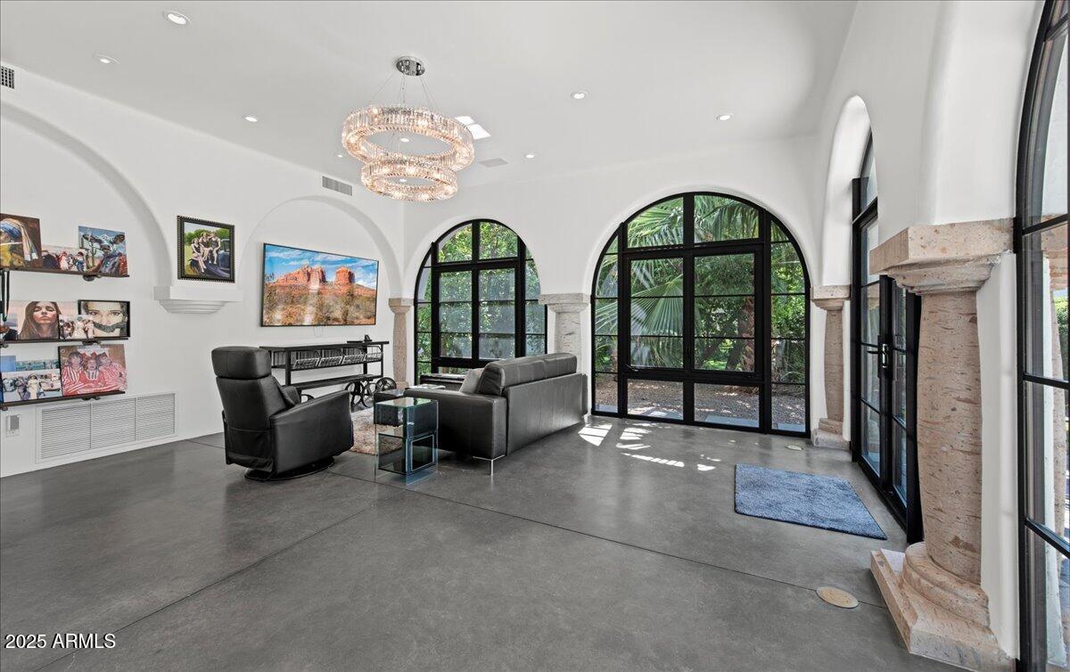 EAST BARTLETT ESTATES - Residential