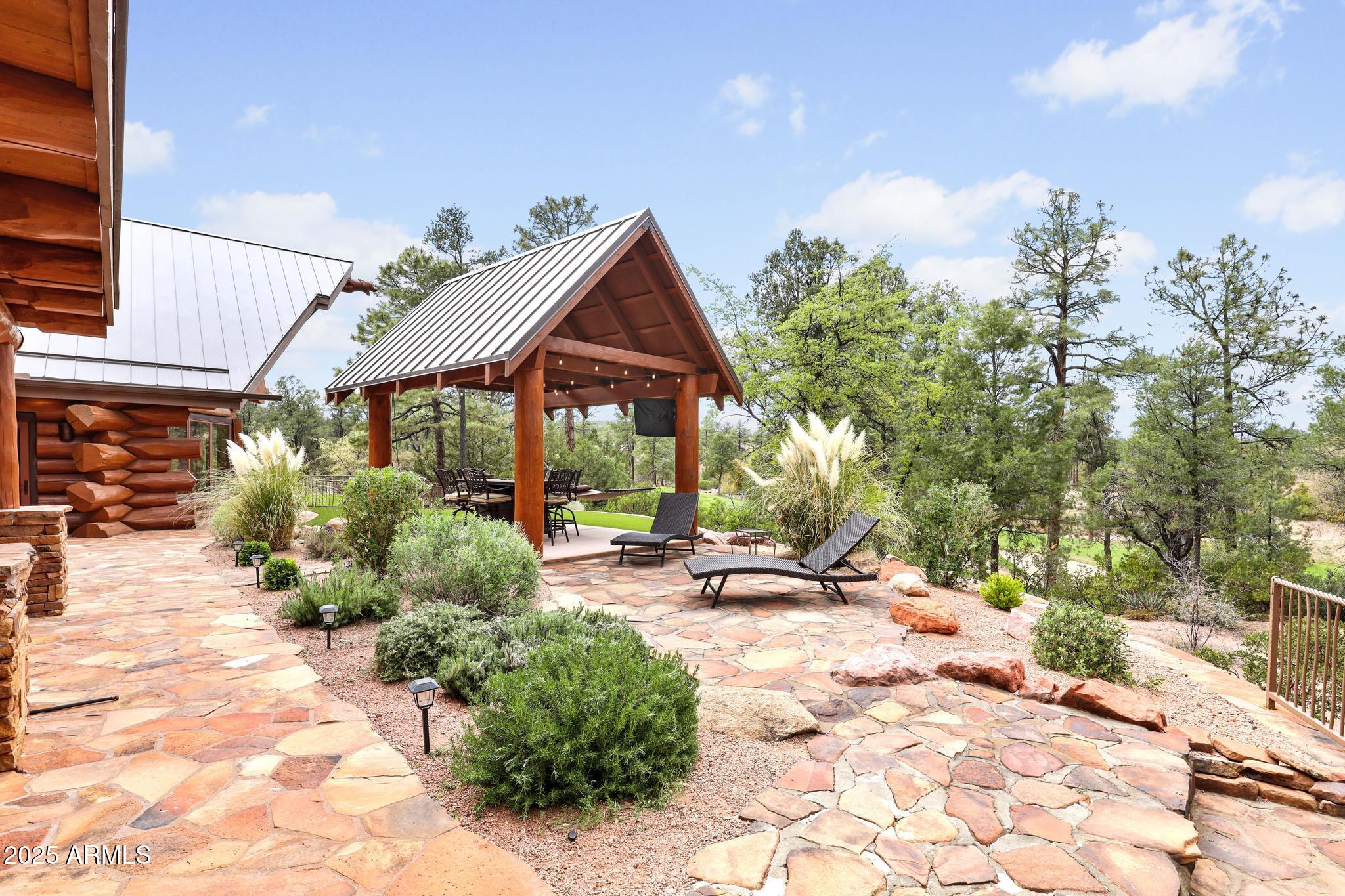 RIM GOLF CLUB PHASE 1 - Residential