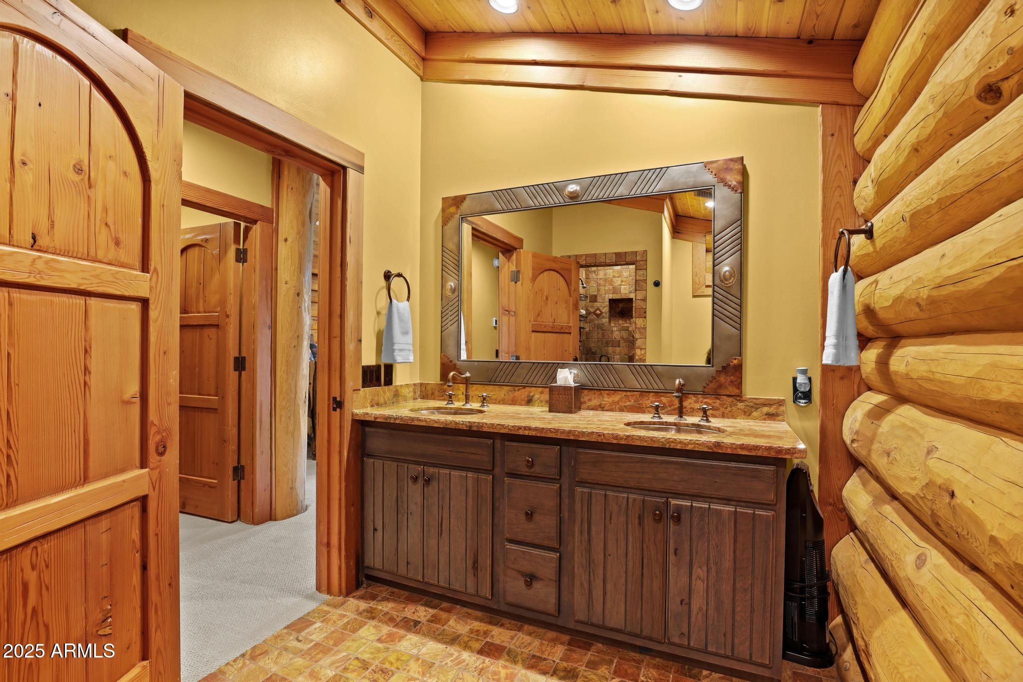 RIM GOLF CLUB PHASE 1 - Residential