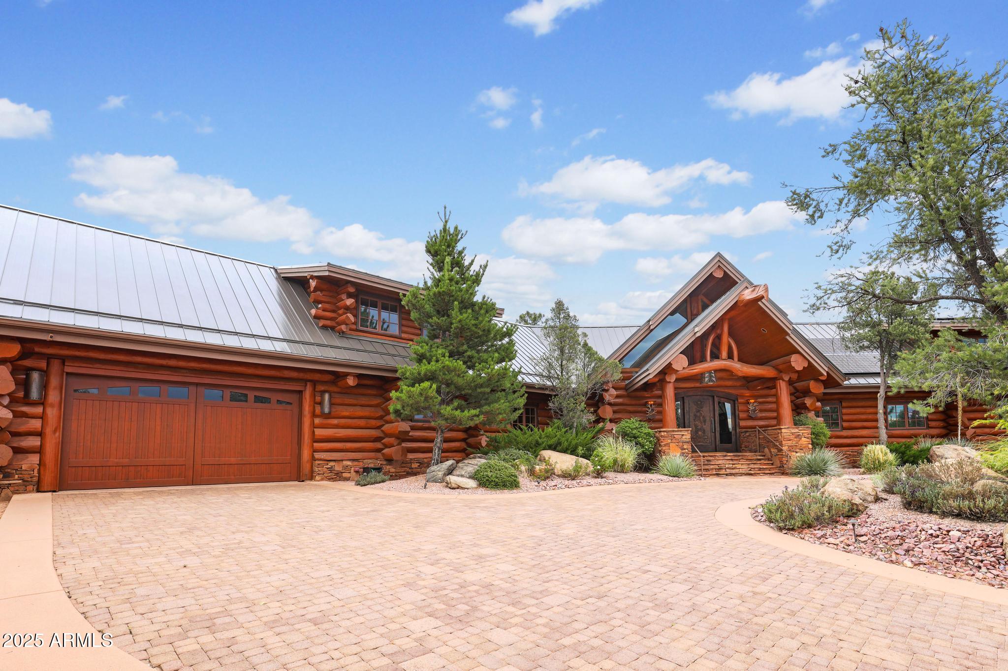 RIM GOLF CLUB PHASE 1 - Residential