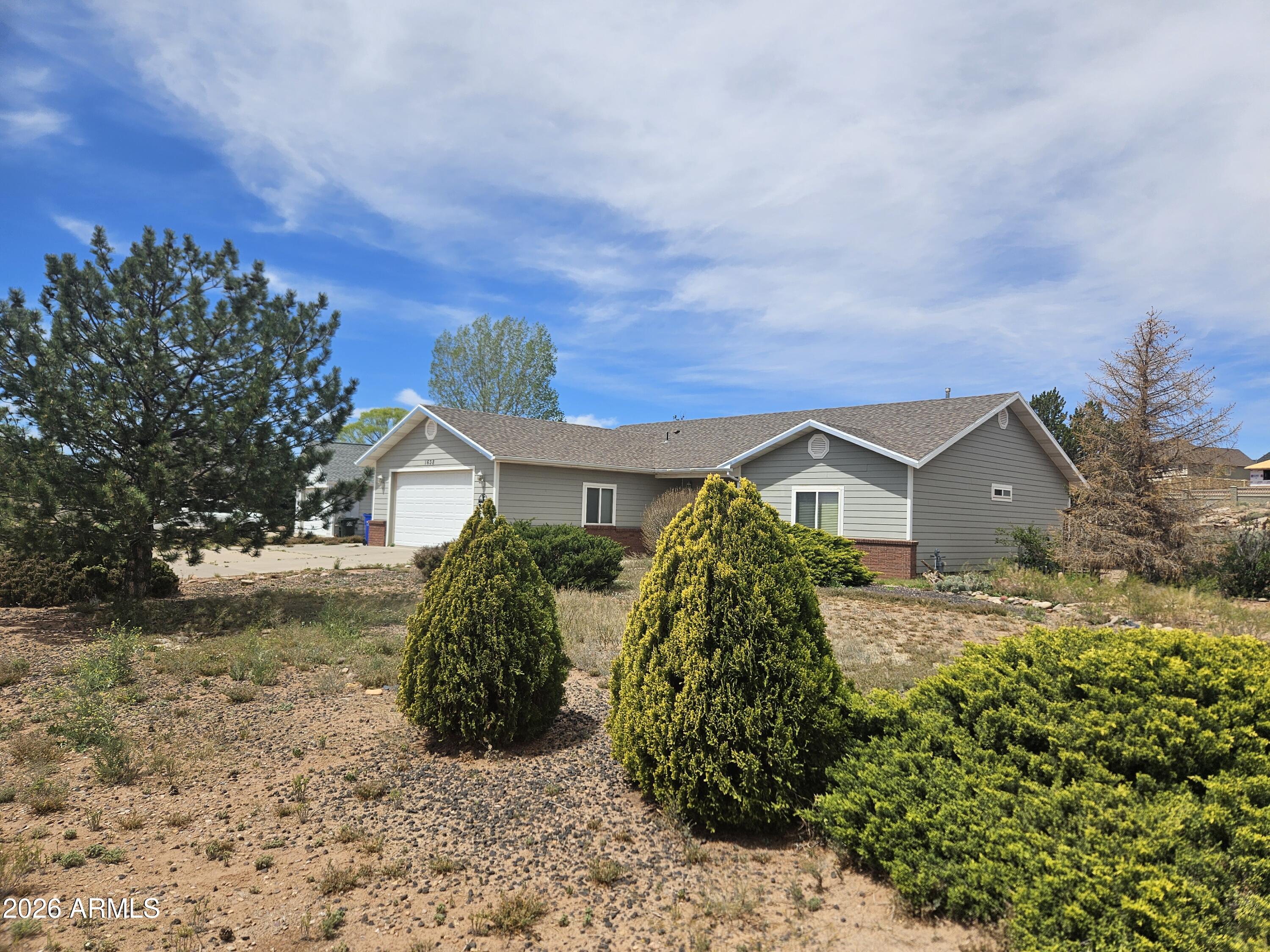 Lovely Home in Frontier Estates. Beautiful views of the bike park and temple. Take advantage of this spectacular opportunity to own your own slice of heaven.  Lot 202-53-180 is also for sale.  There is a 10k discount for purchasing both.