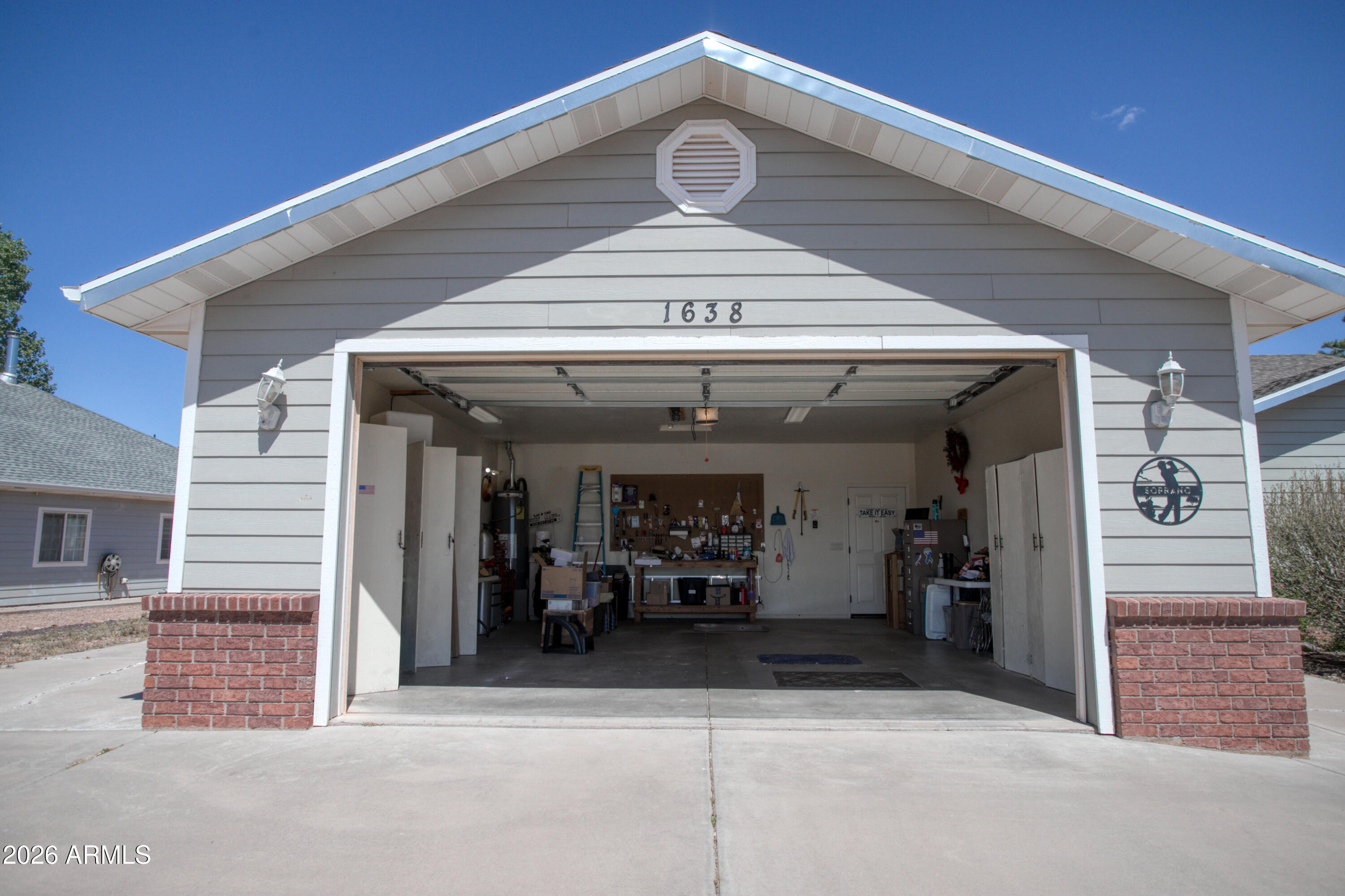 FRONTIER ESTATES - Residential