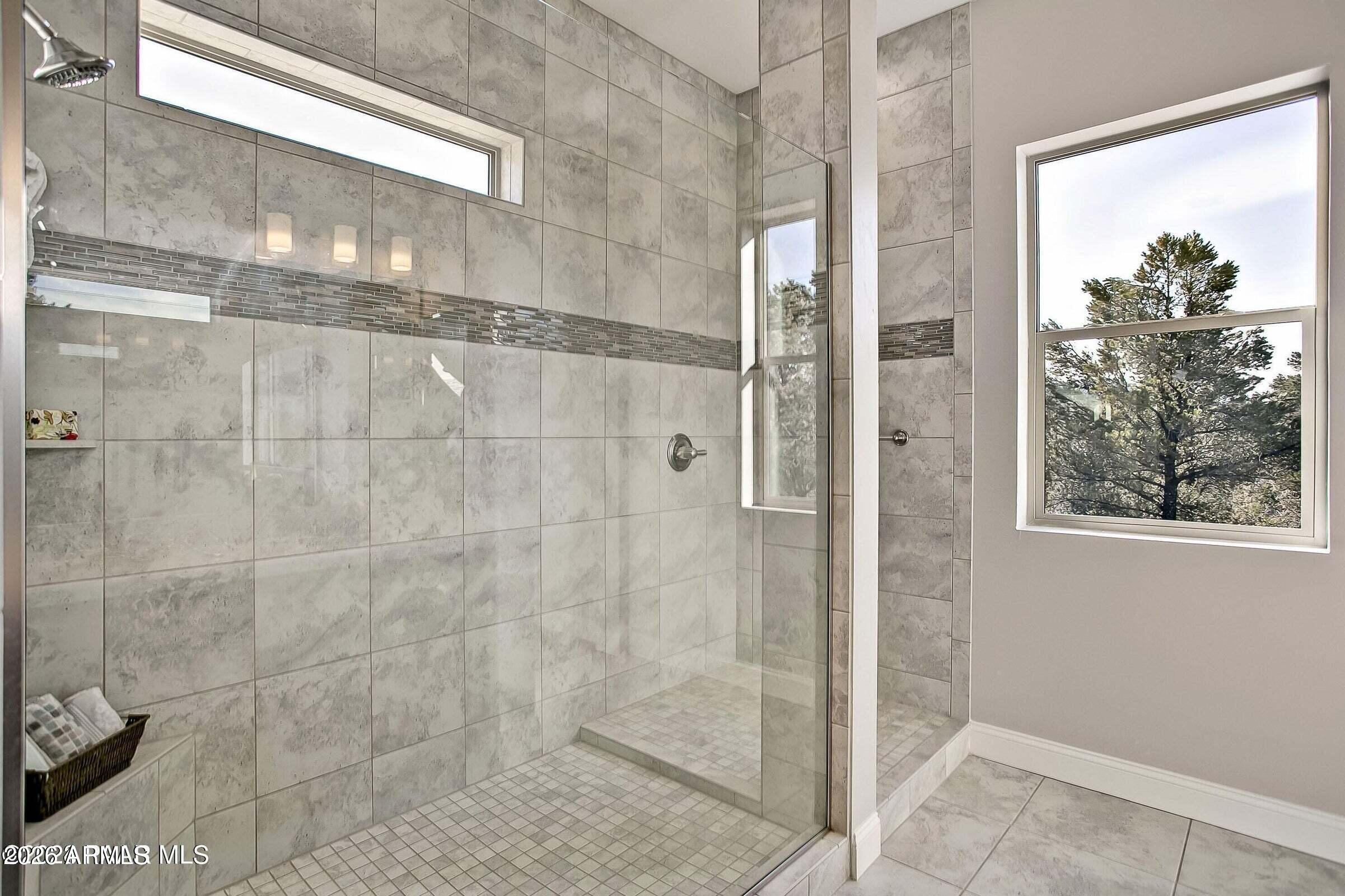 WHISPERING CANYON PHASE 7 - Residential