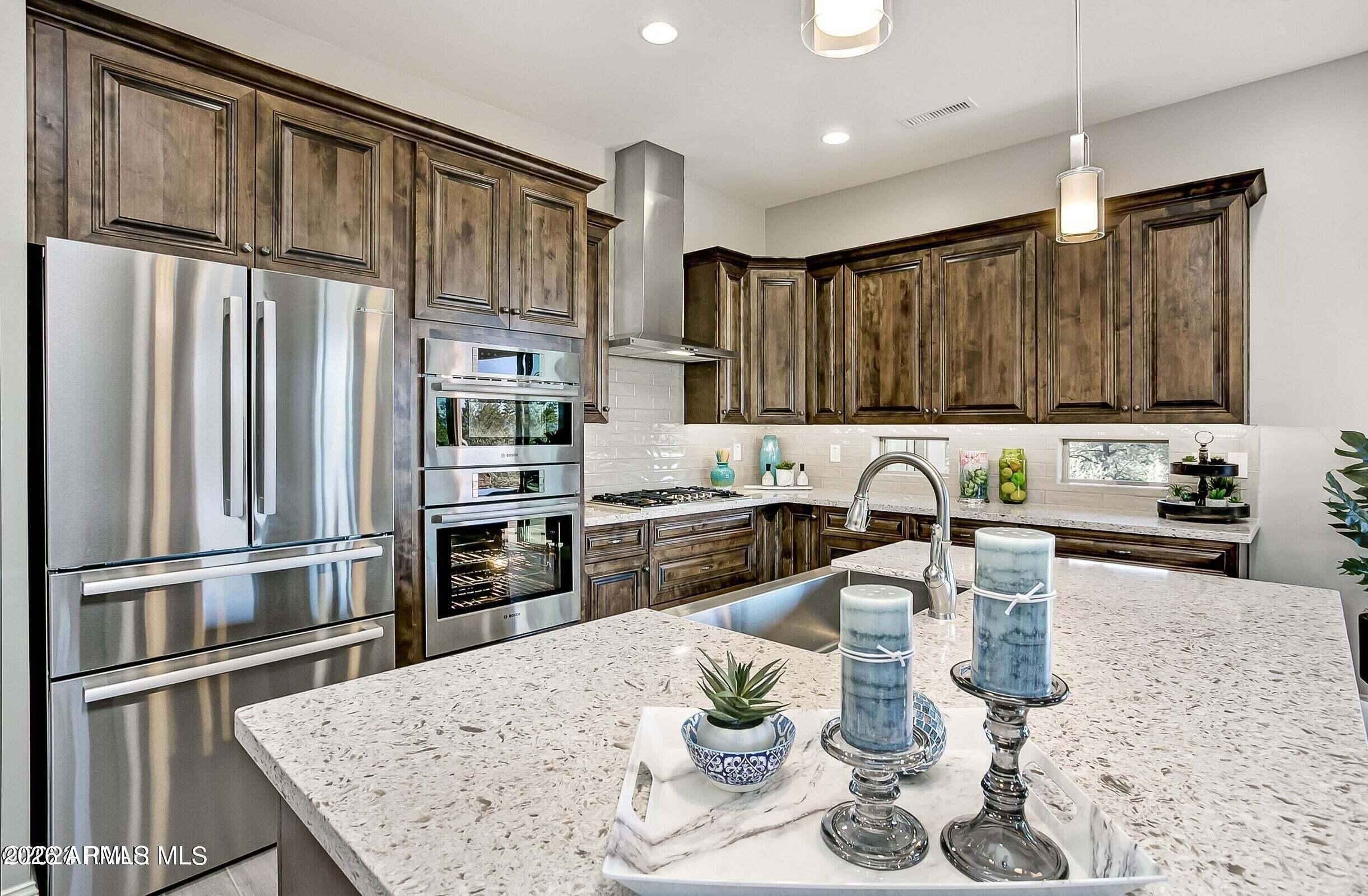 WHISPERING CANYON PHASE 7 - Residential