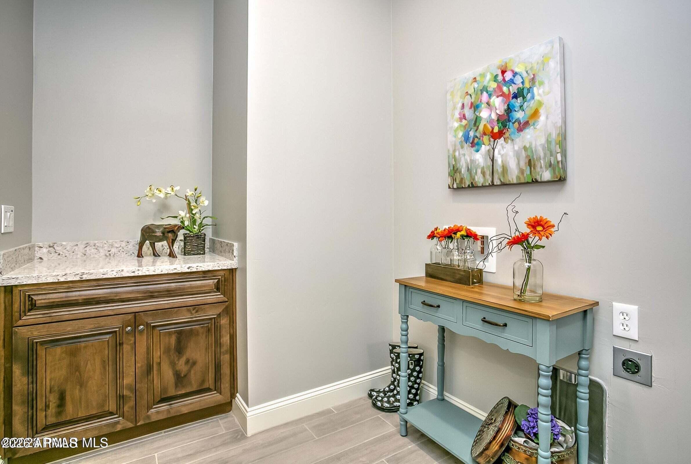 WHISPERING CANYON PHASE 7 - Residential