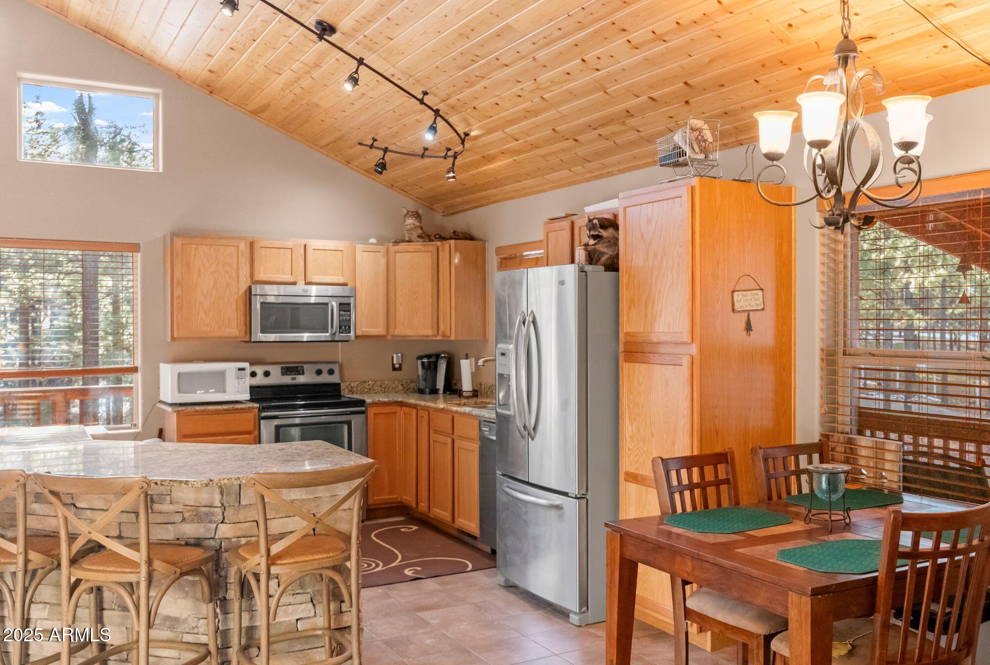 FOREST LAKES ESTATES 2 - Residential