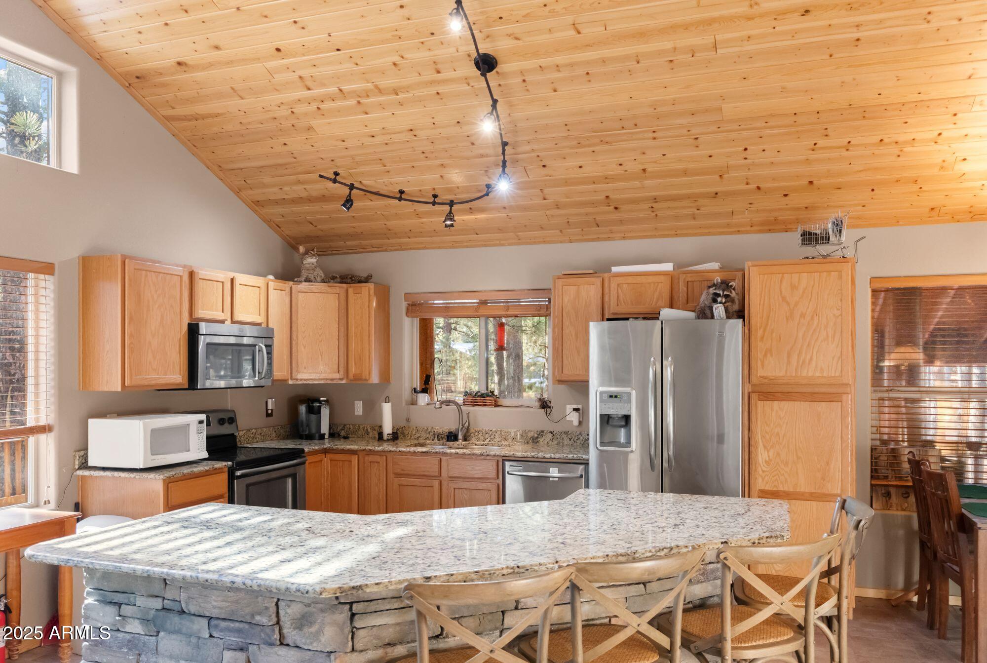 FOREST LAKES ESTATES 2 - Residential