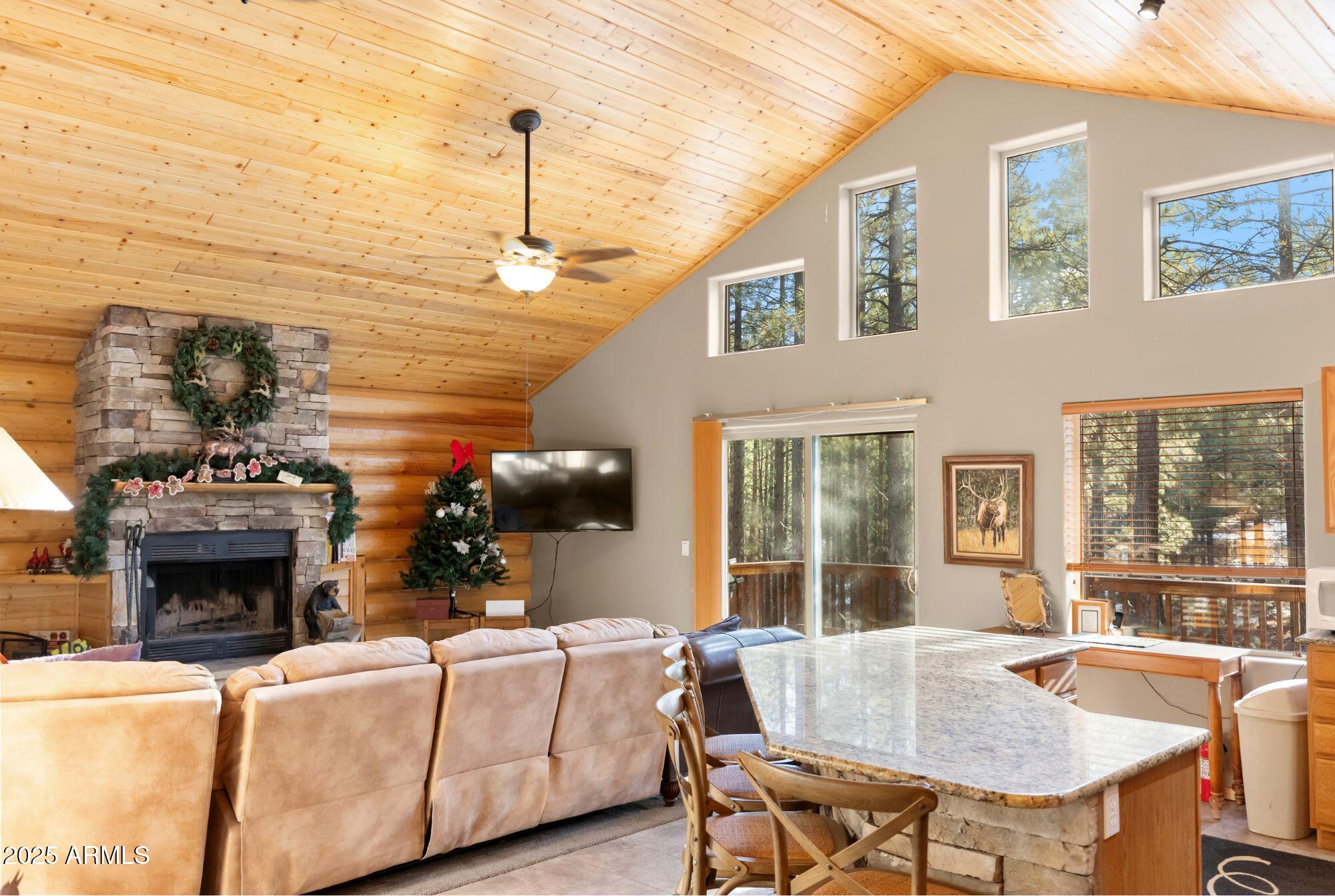 FOREST LAKES ESTATES 2 - Residential