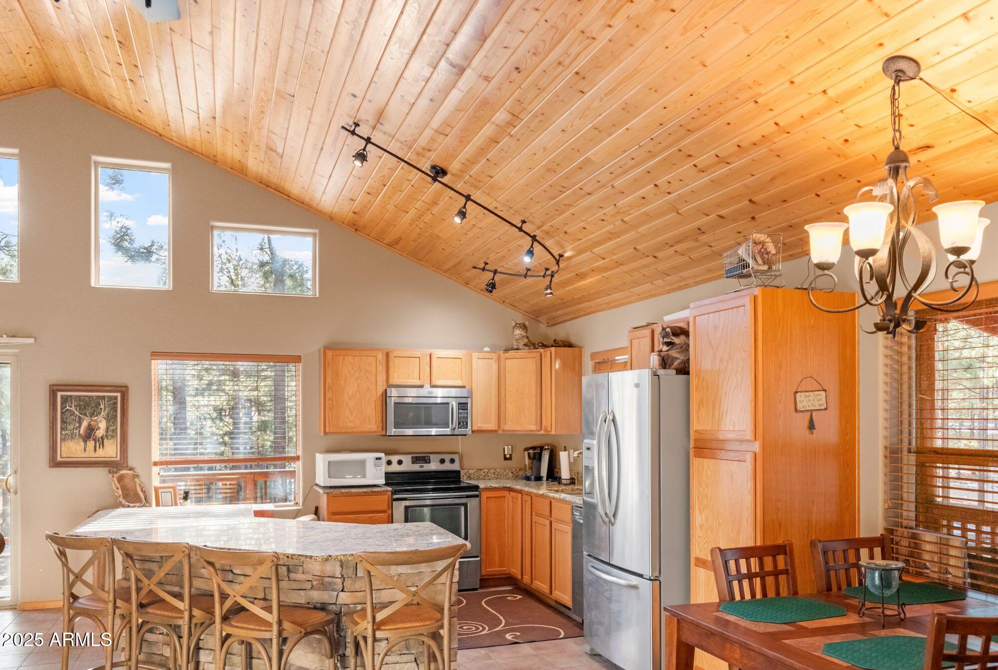 FOREST LAKES ESTATES 2 - Residential