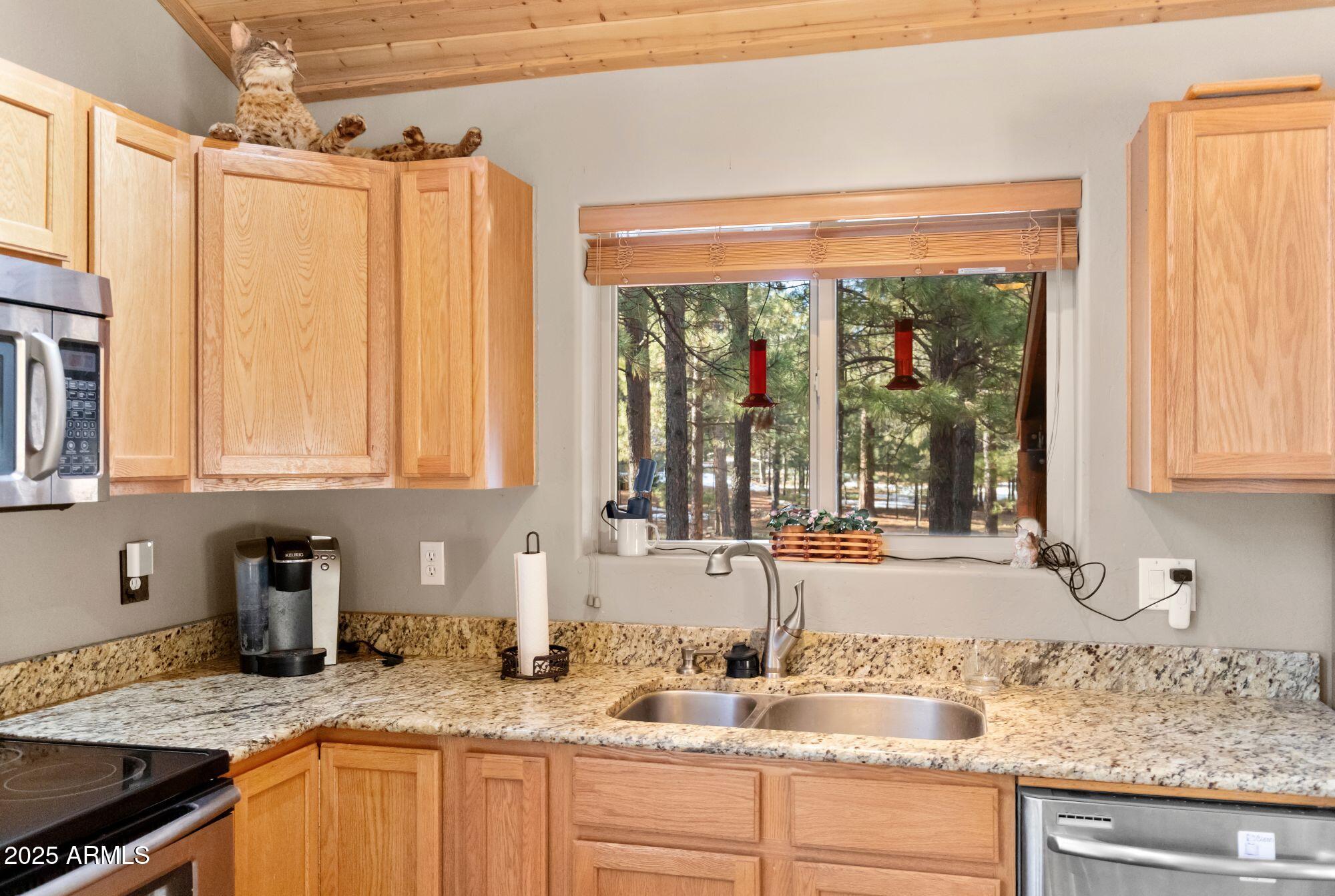 FOREST LAKES ESTATES 2 - Residential