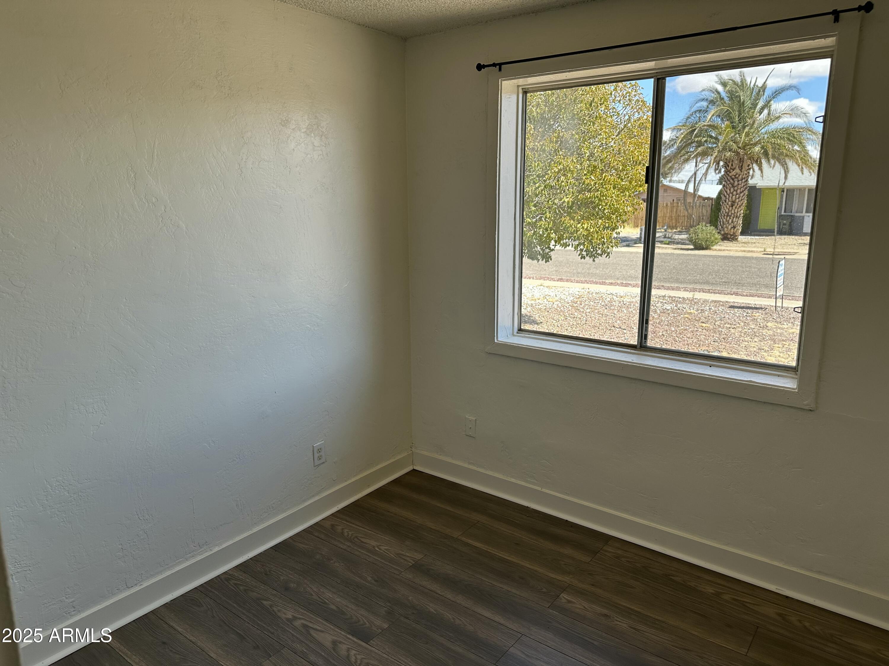 WHETSTONE VISTA - Residential Income