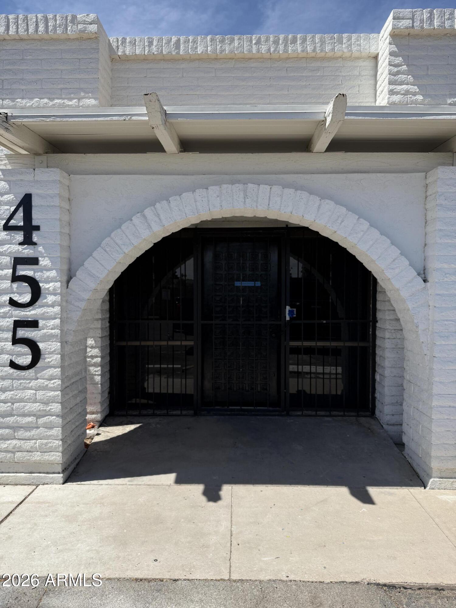 LEISURE MANOR - Commercial Lease