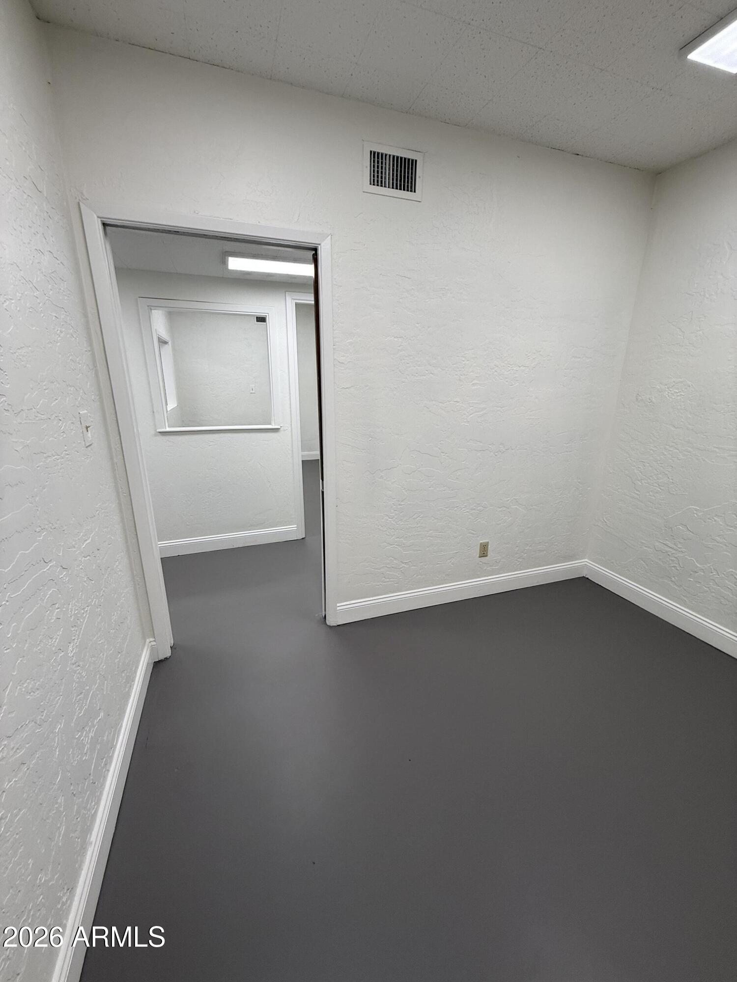 LEISURE MANOR - Commercial Lease