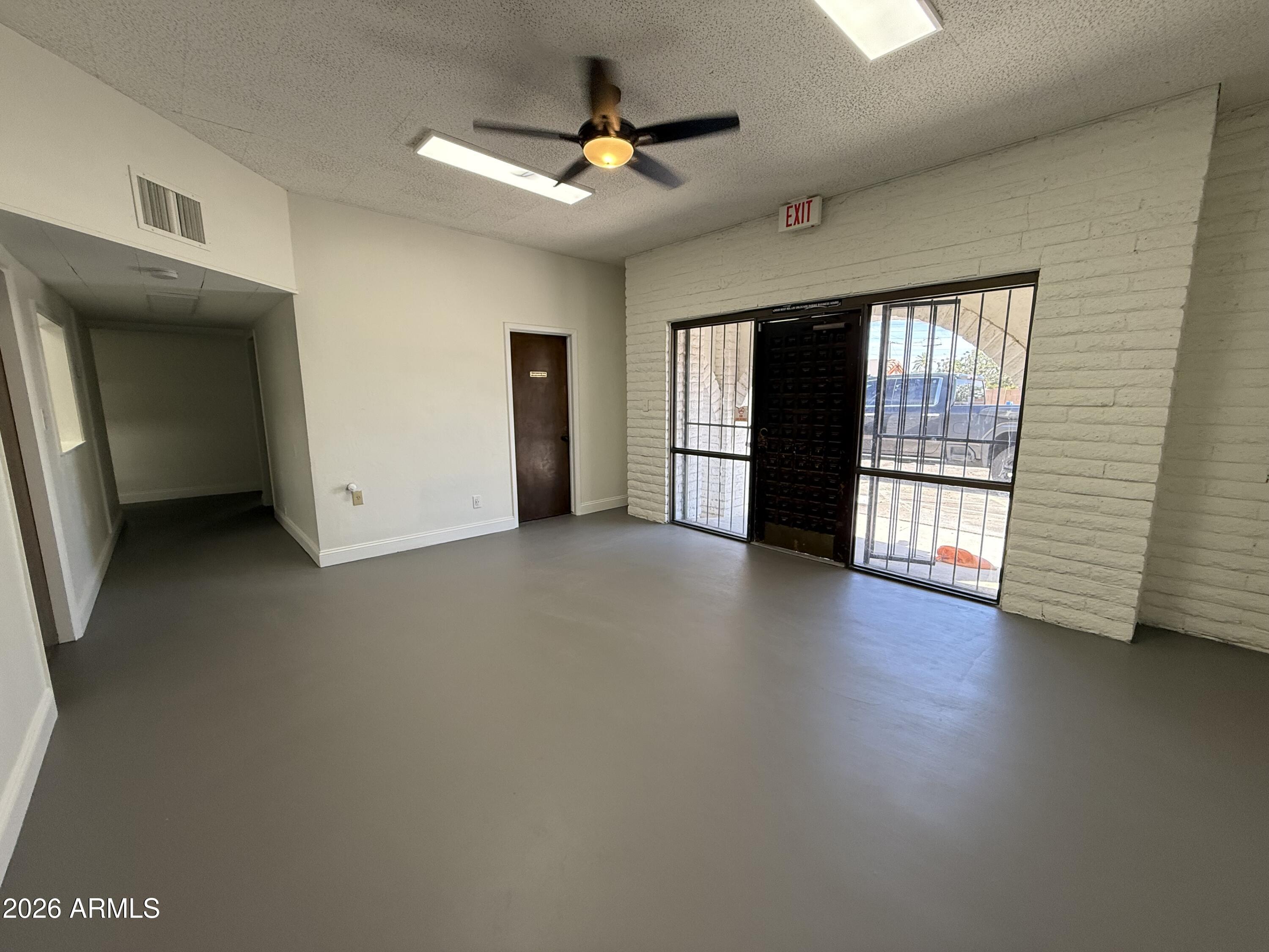 LEISURE MANOR - Commercial Lease