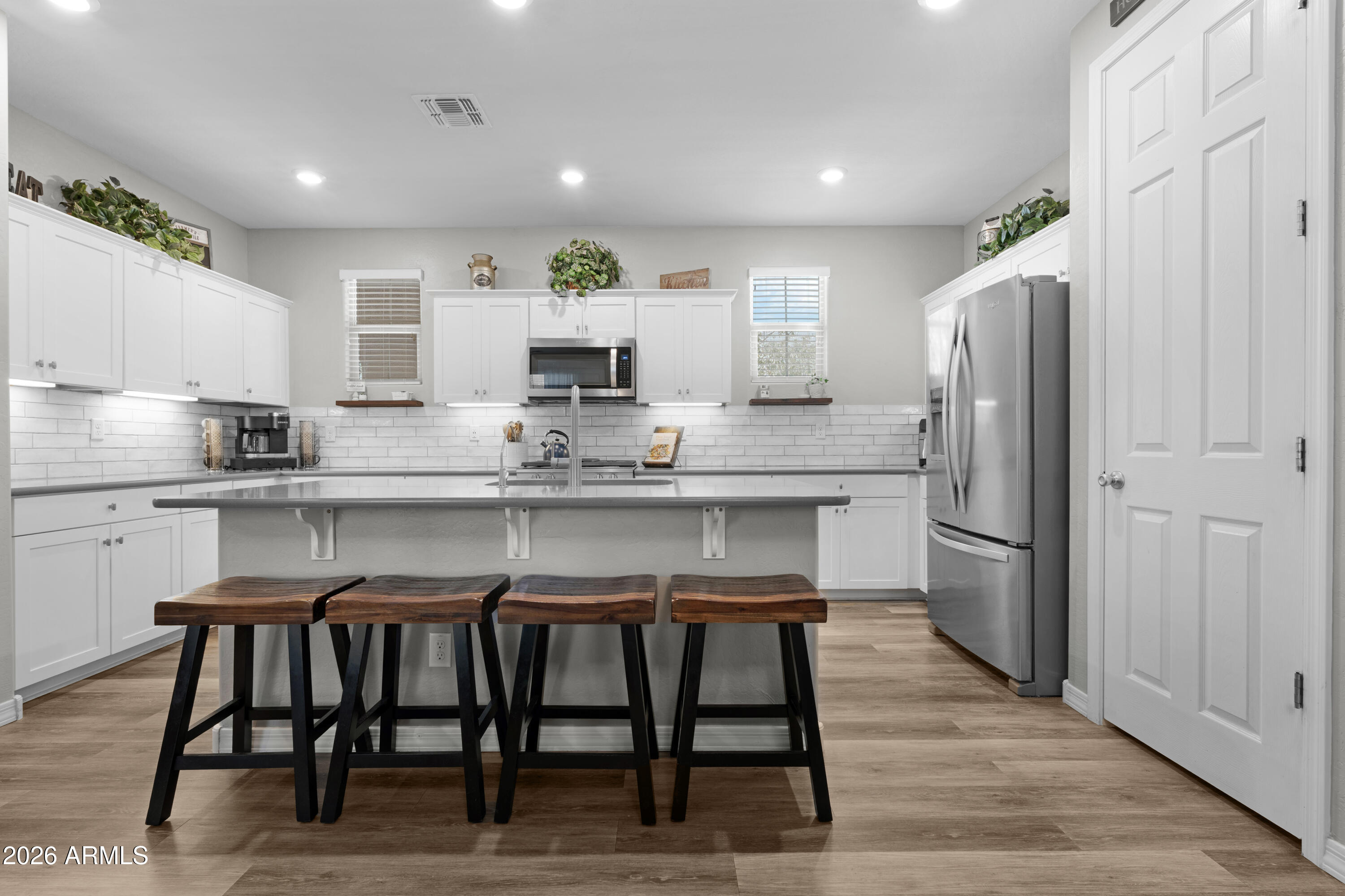ARIZONA AVENUE AND QUEEN CREEK ROAD - Residential