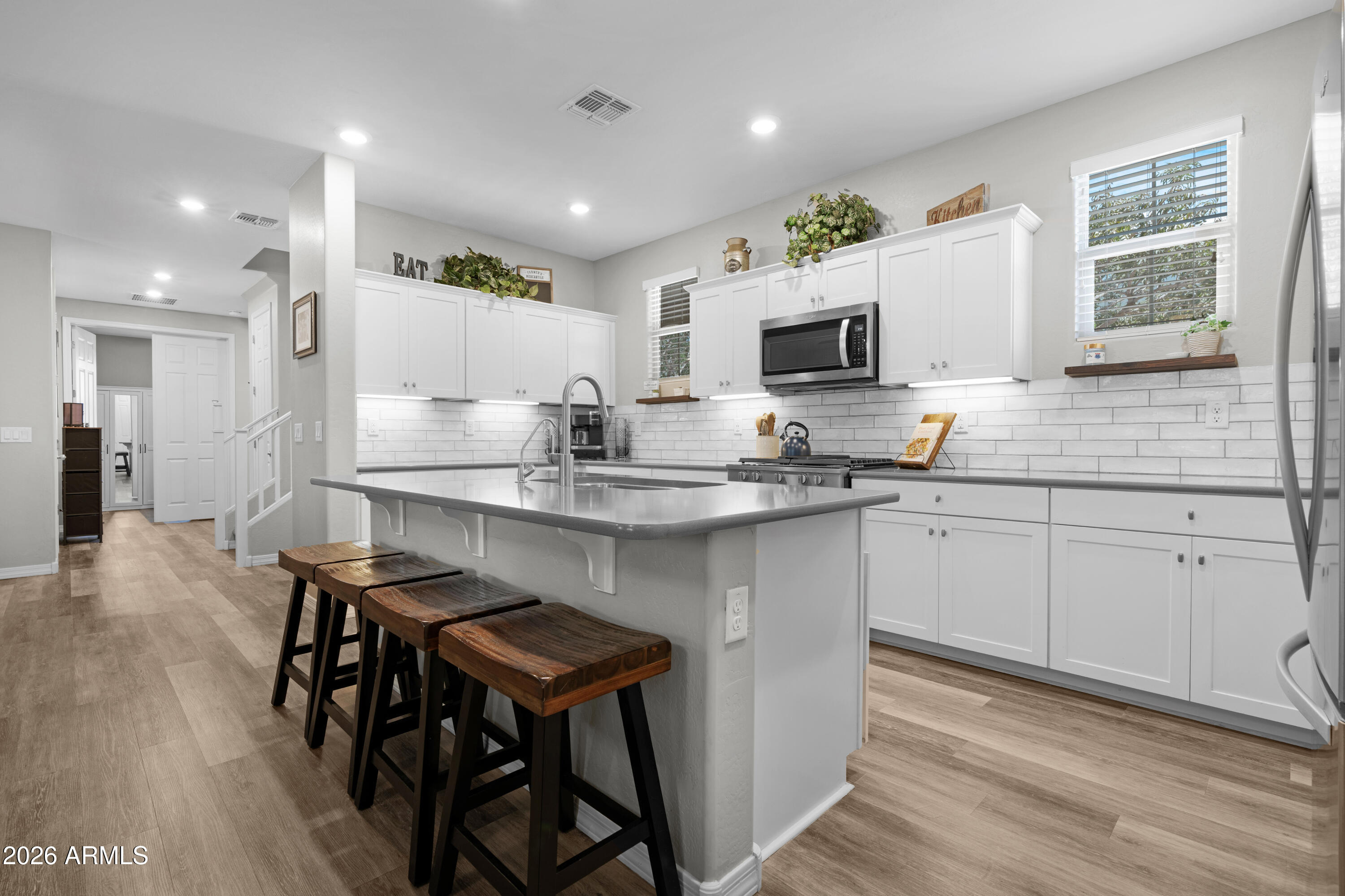 ARIZONA AVENUE AND QUEEN CREEK ROAD - Residential