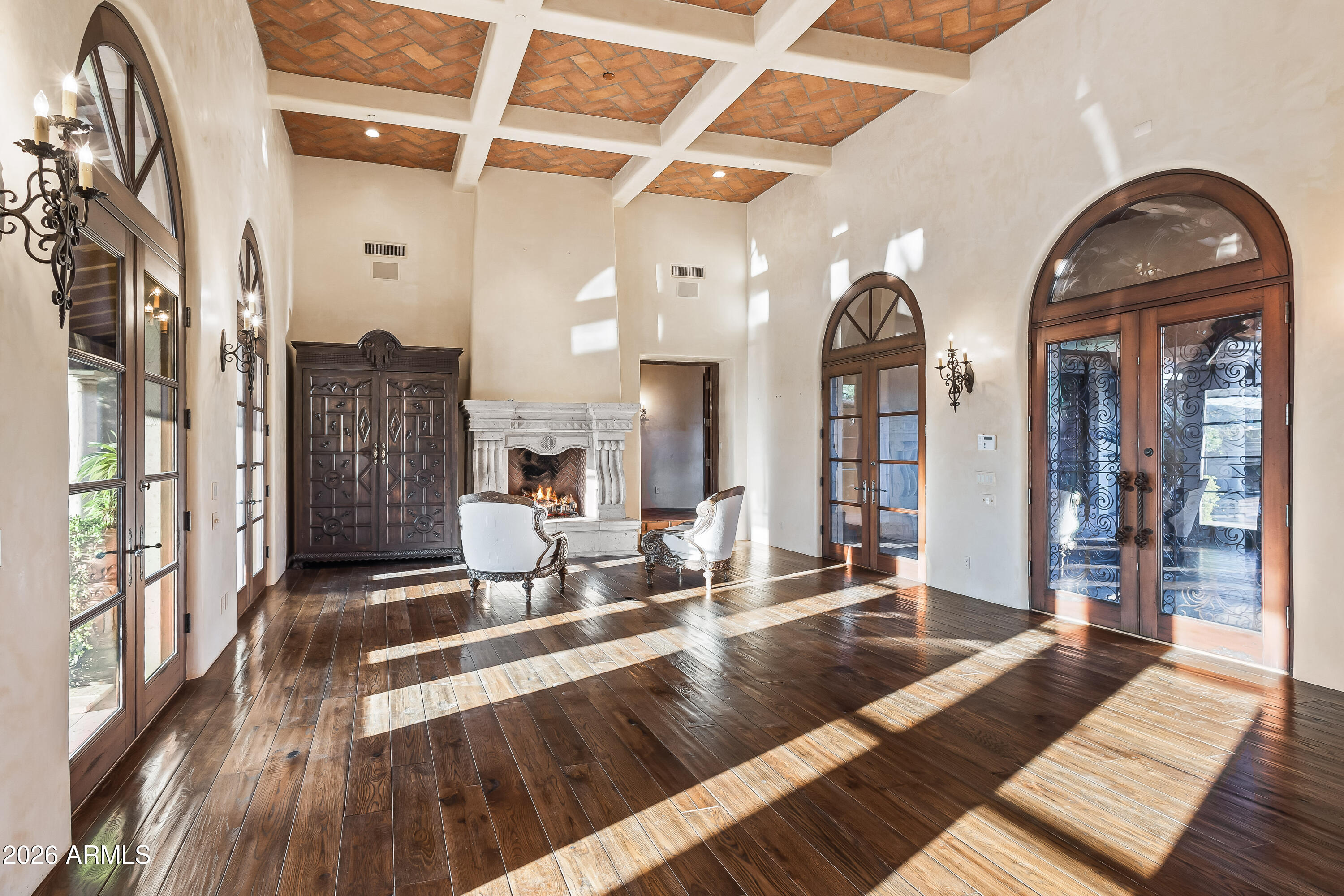 ARROYO HEIGHTS - Residential