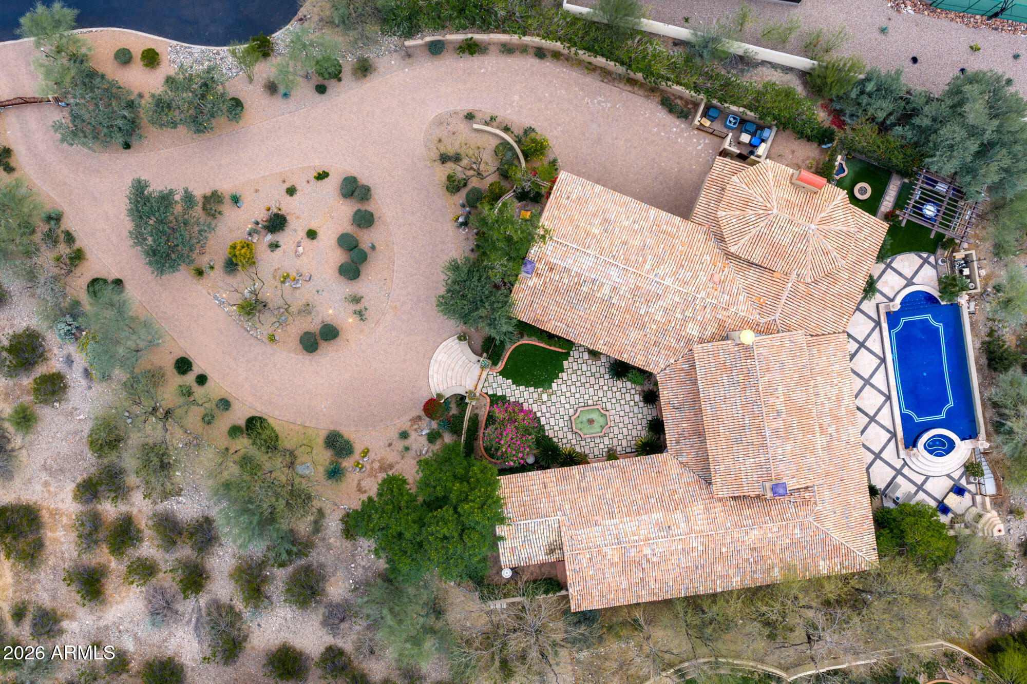 ARROYO HEIGHTS - Residential