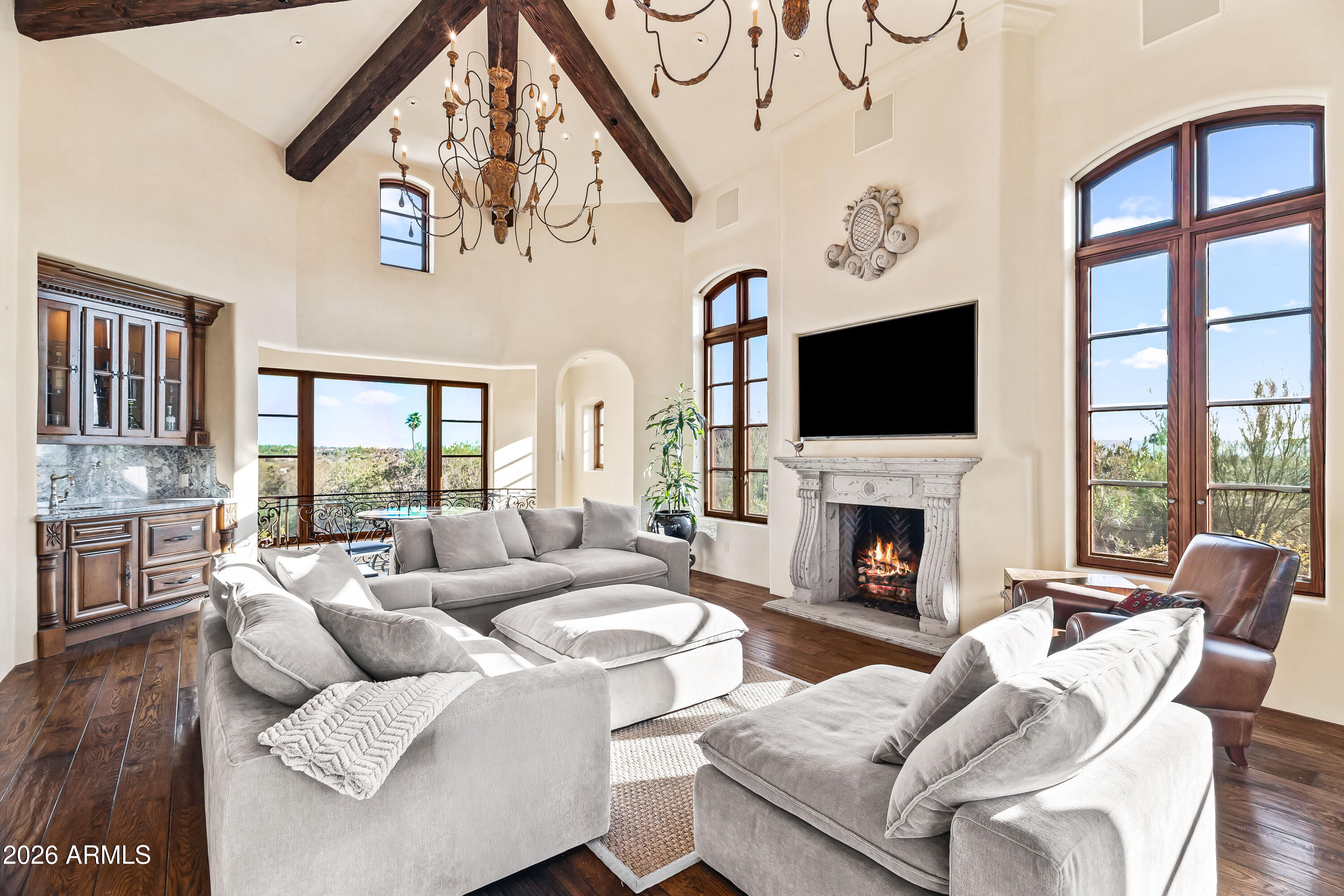 ARROYO HEIGHTS - Residential