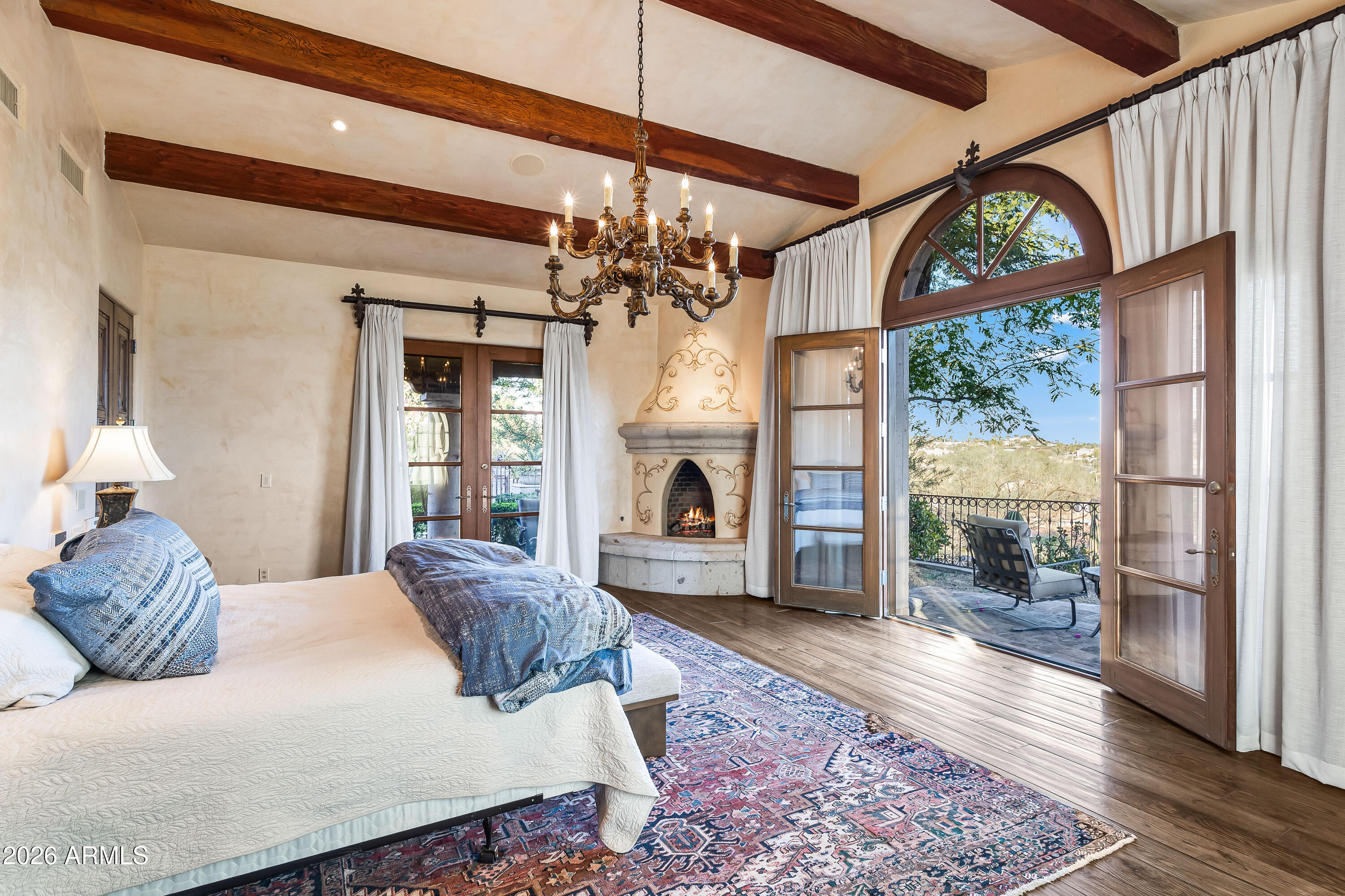 ARROYO HEIGHTS - Residential