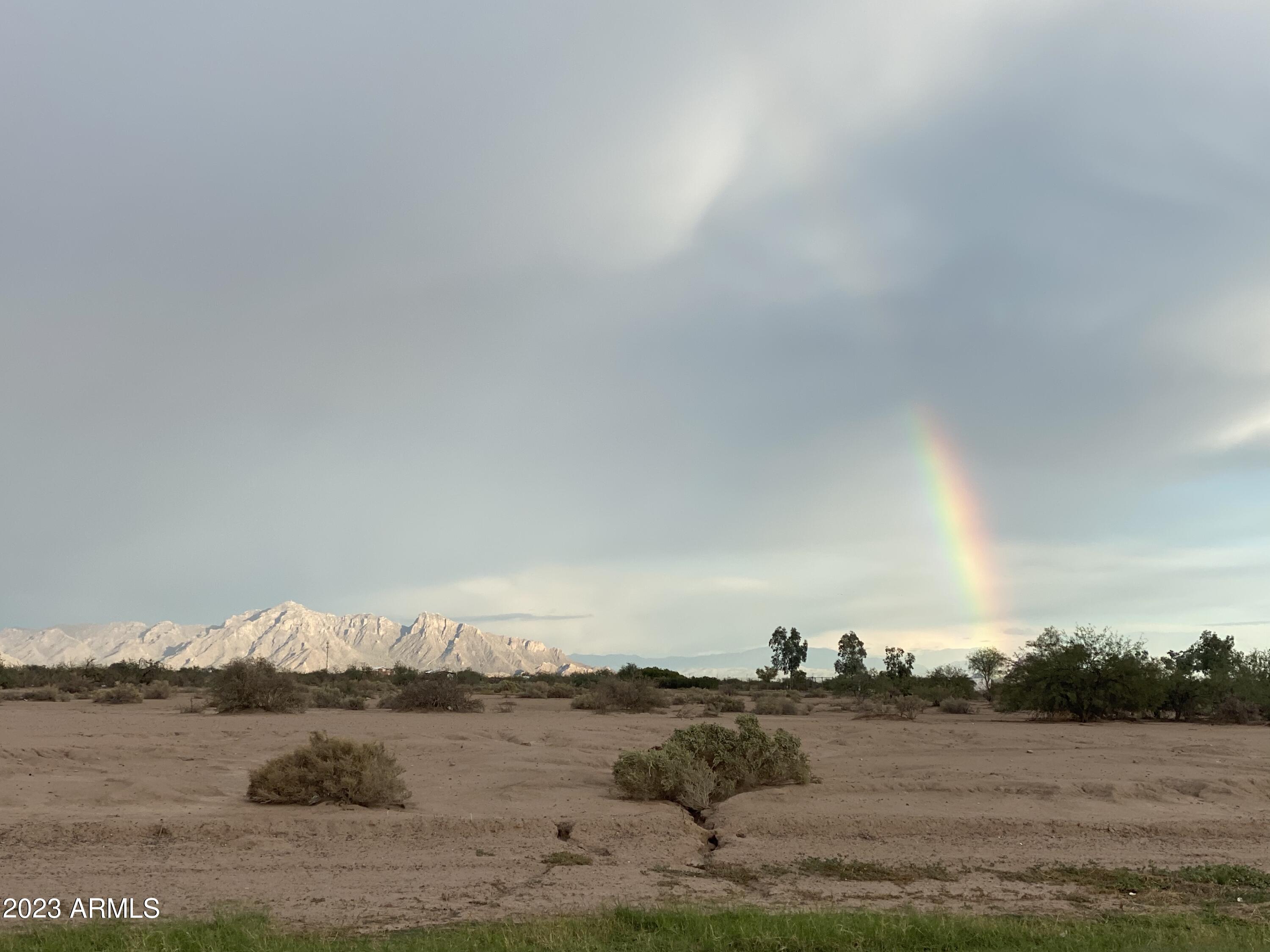 TOLTEC/ARIZONA VALLEY UNIT THIRTY THREE - Land