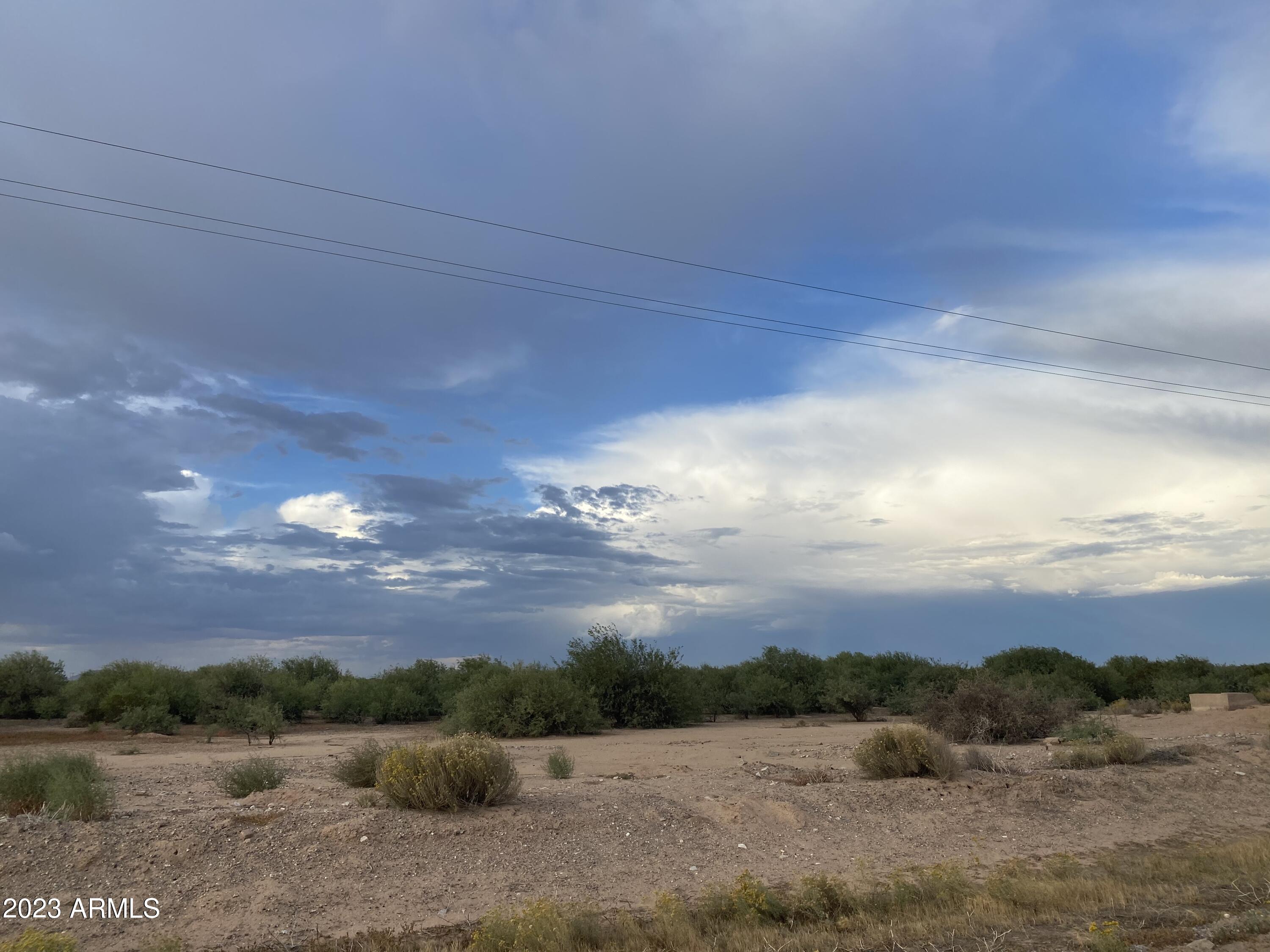 TOLTEC/ARIZONA VALLEY UNIT THIRTY THREE - Land