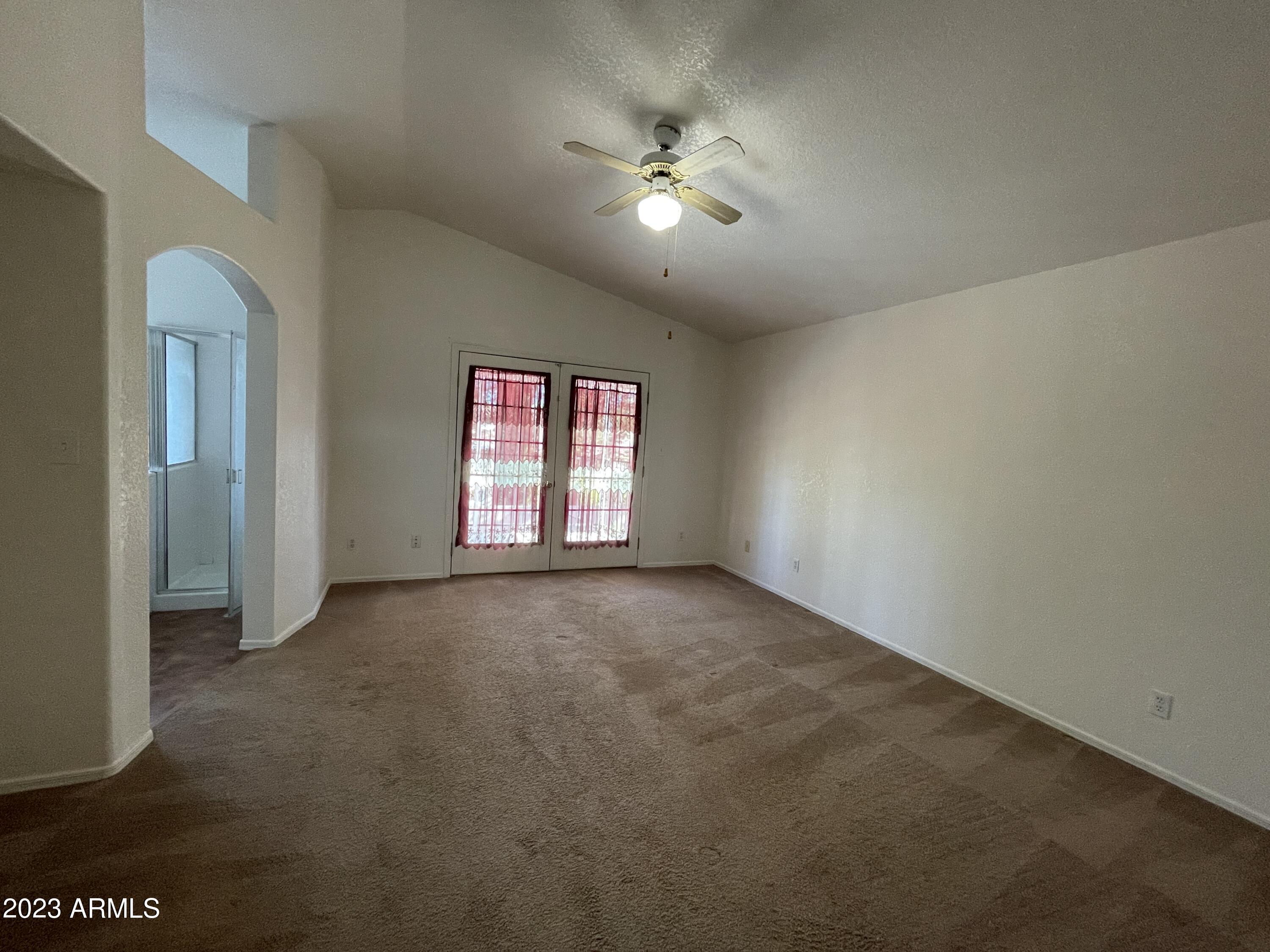 MOUNTAIN RIDGE PHASE 1 - Residential Lease